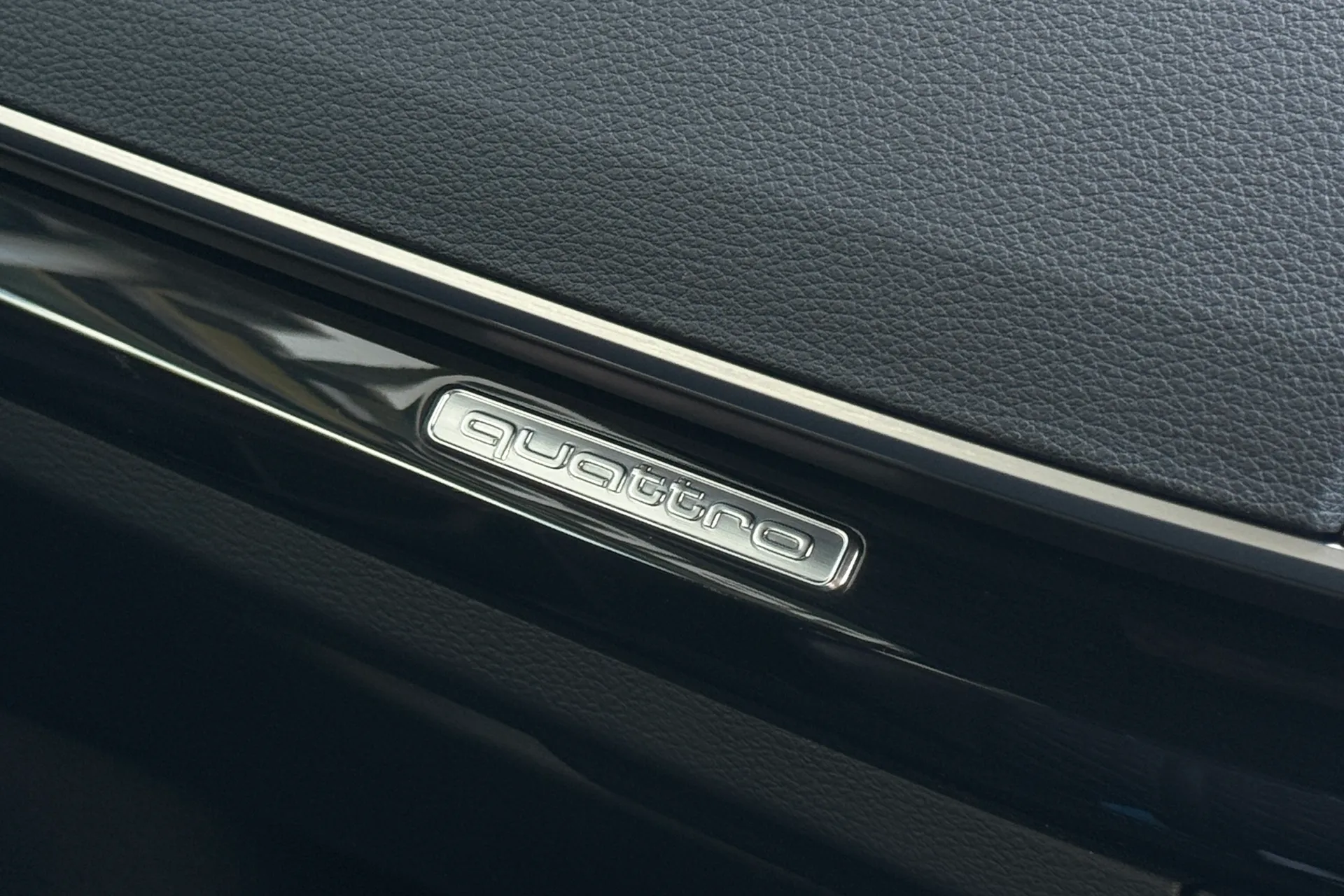 Audi Q5 thumbnail image number 31