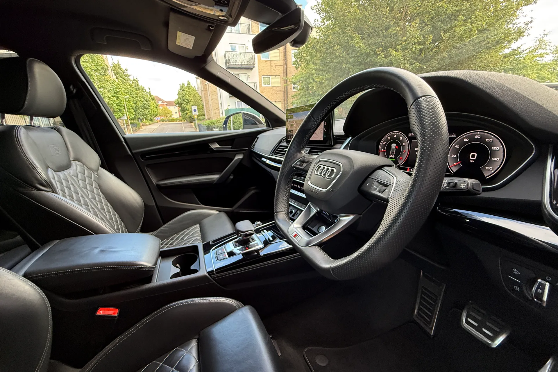 Audi Q5 thumbnail image number 6