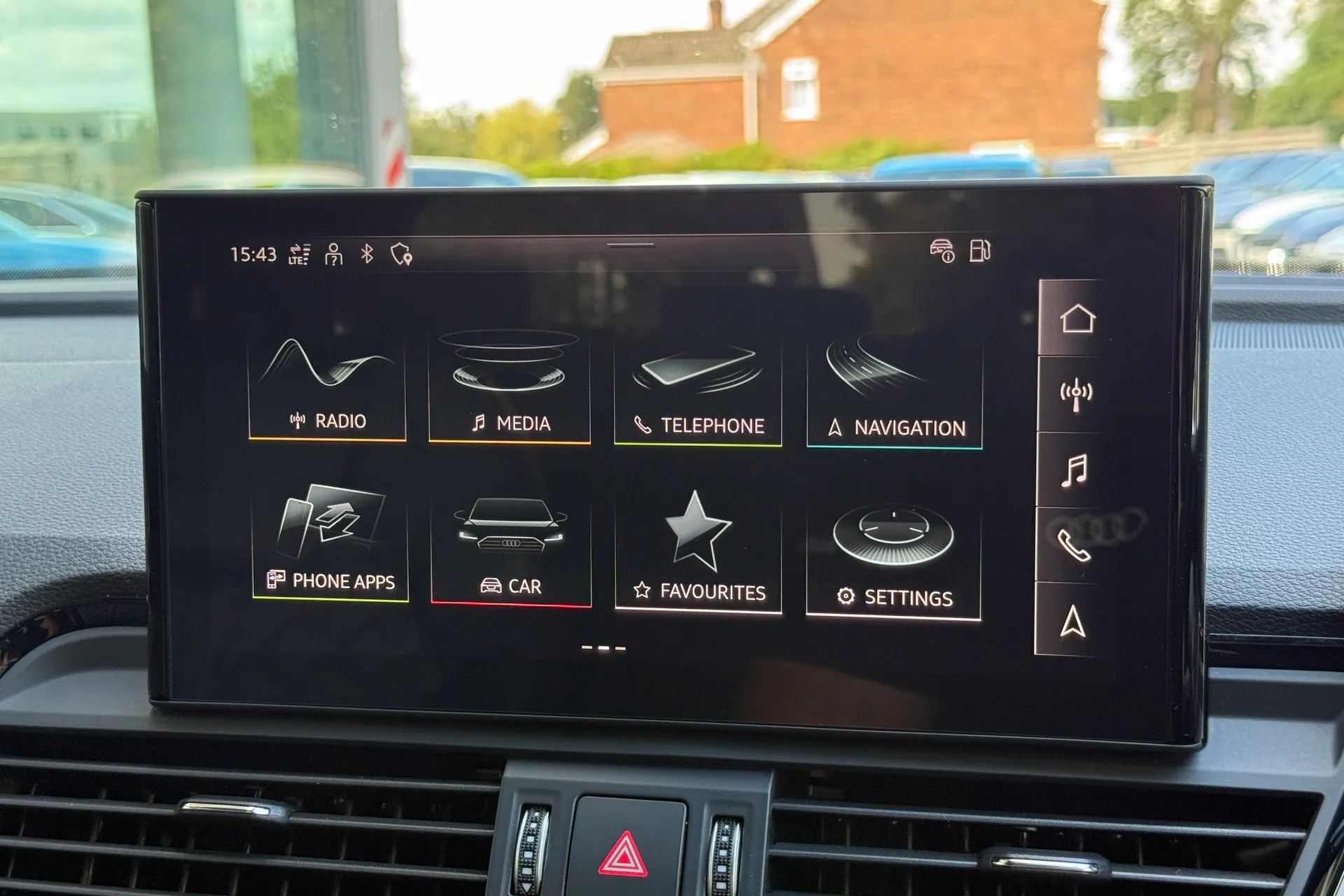 Audi Q5 thumbnail image number 19