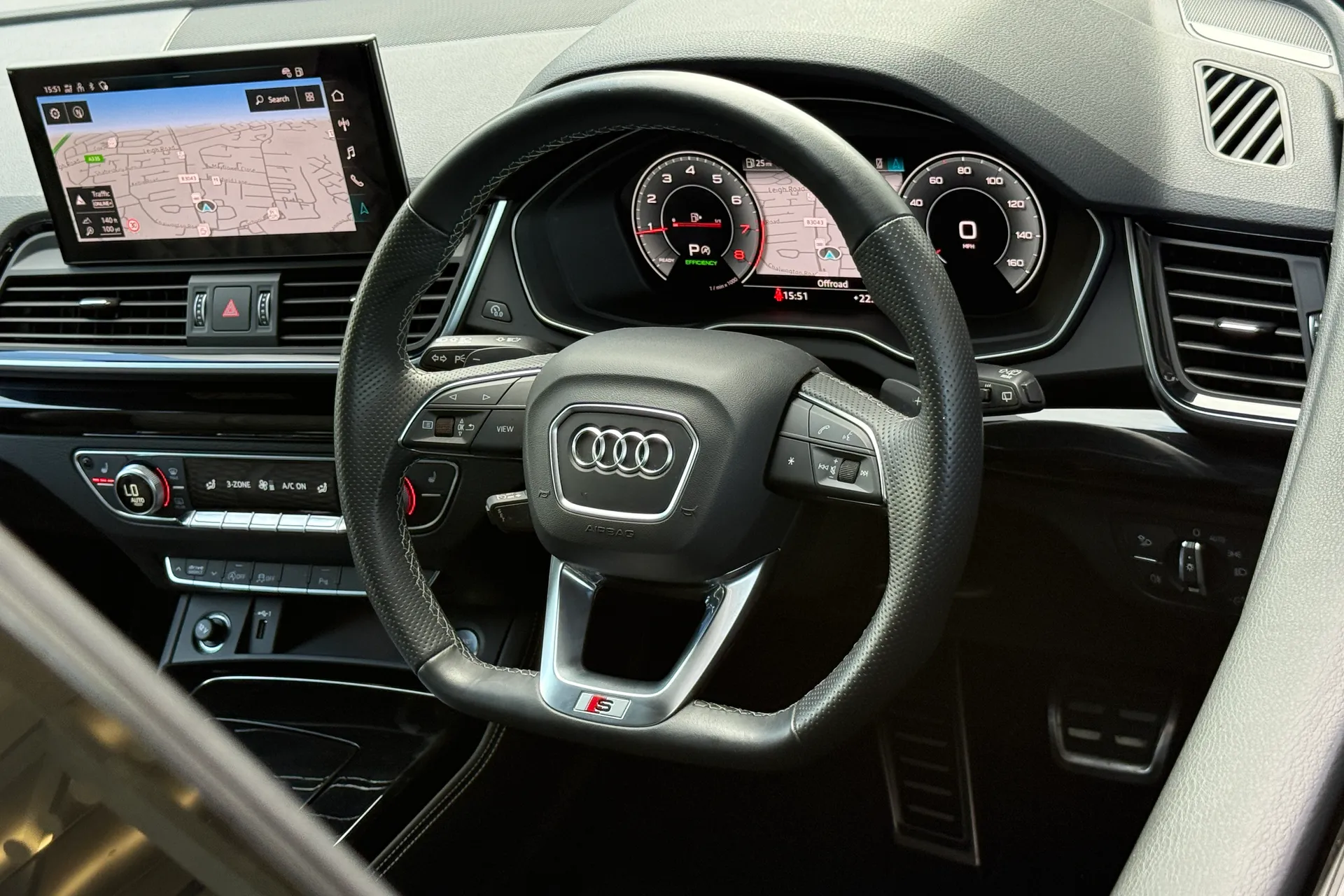 Audi Q5 thumbnail image number 37