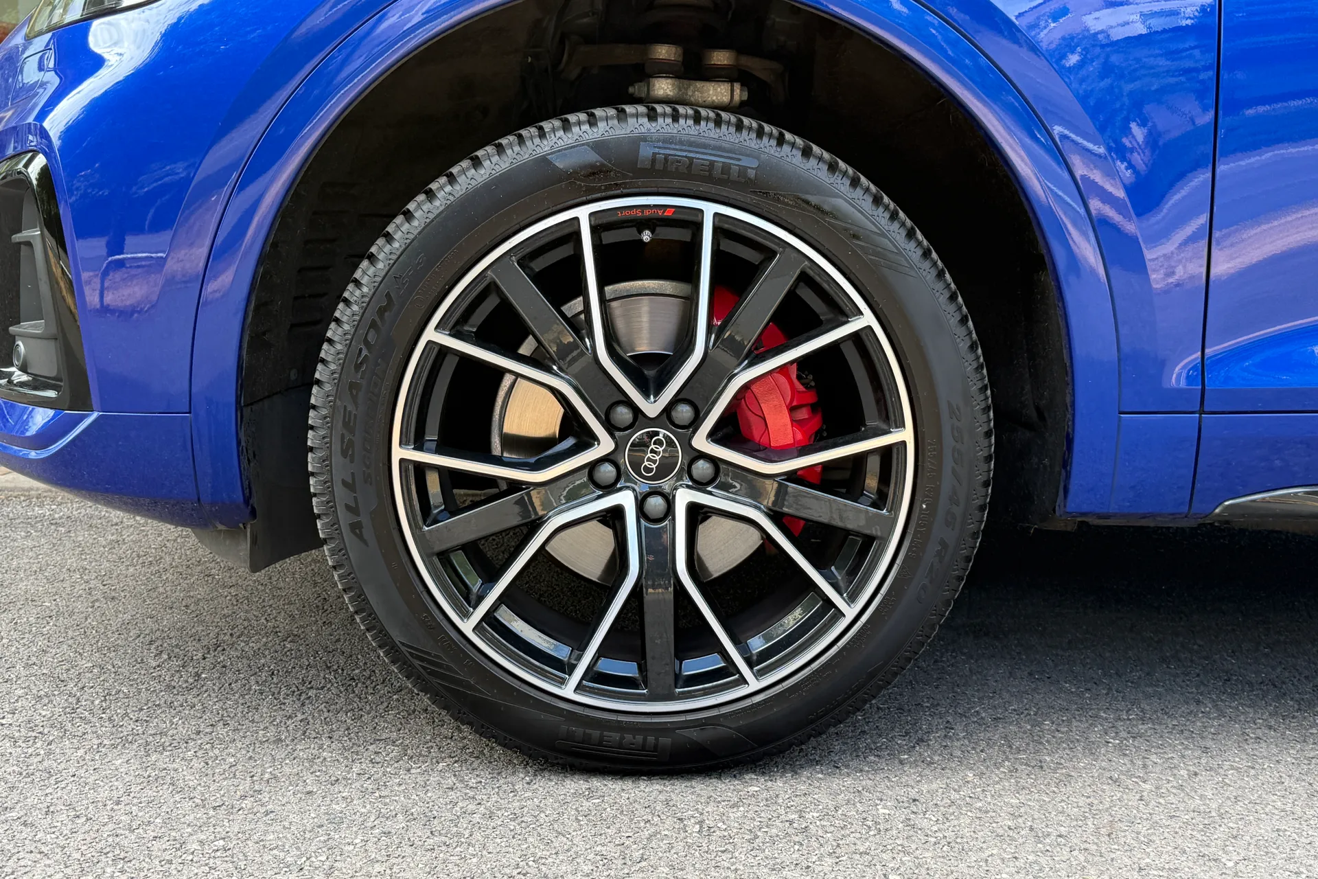 Audi Q5 thumbnail image number 5