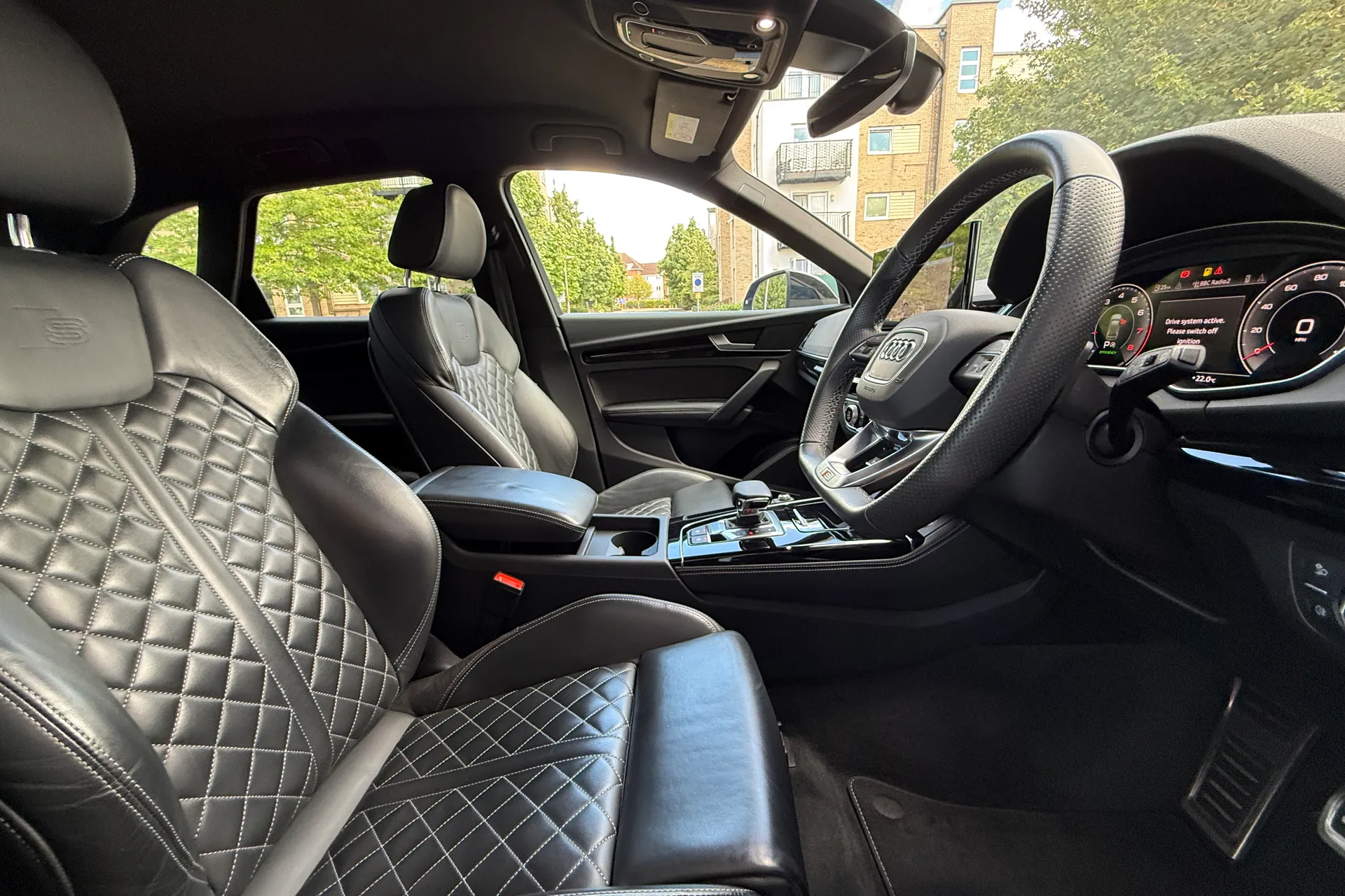 Audi Q5 thumbnail image number 36
