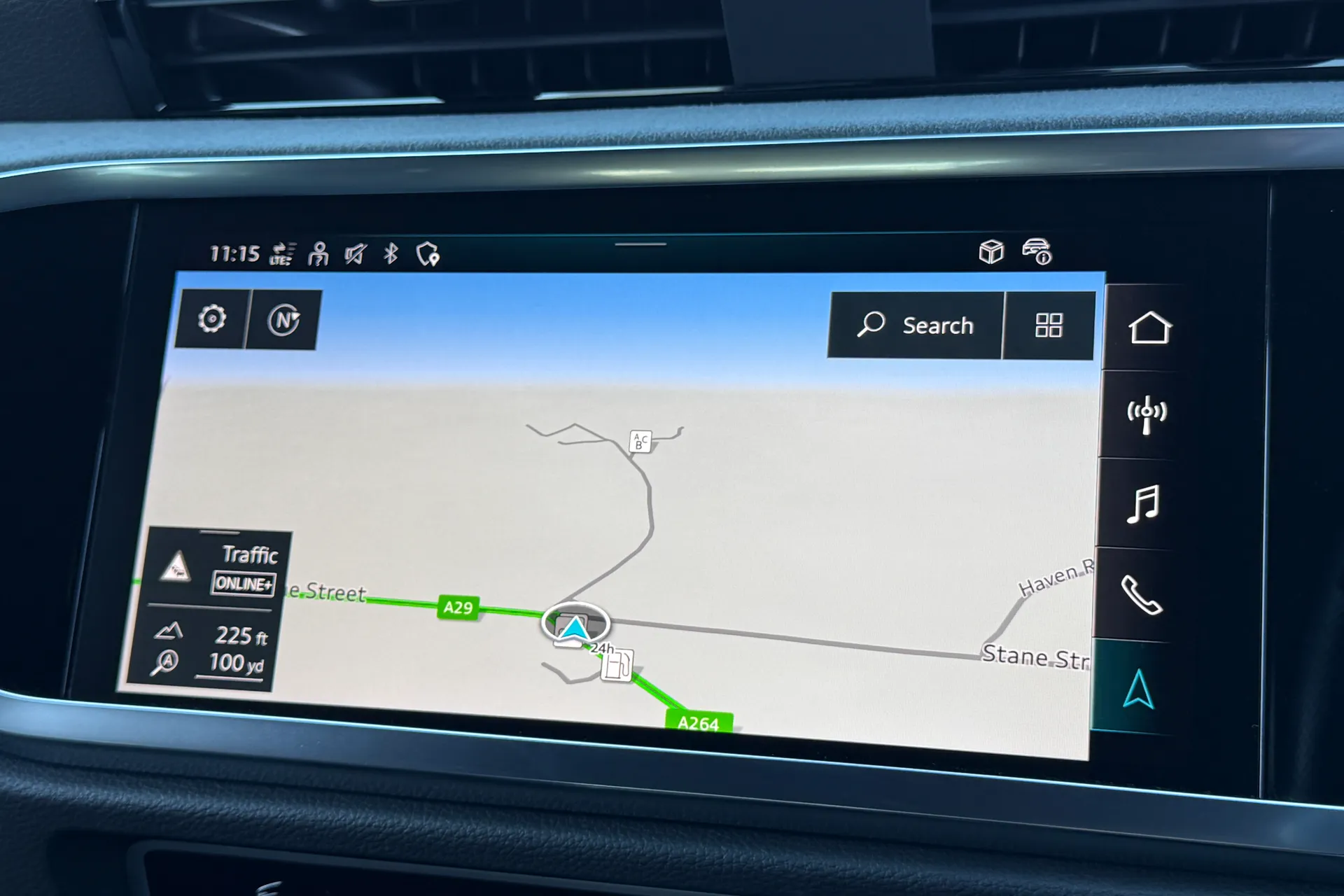 Audi Q3 thumbnail image number 5