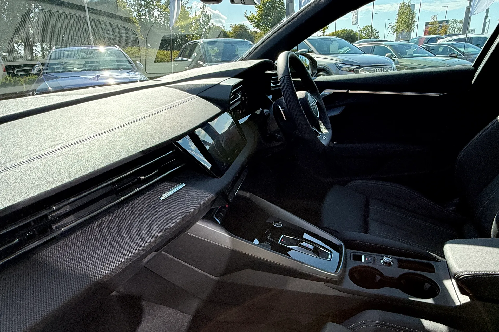 Audi A3 thumbnail image number 31