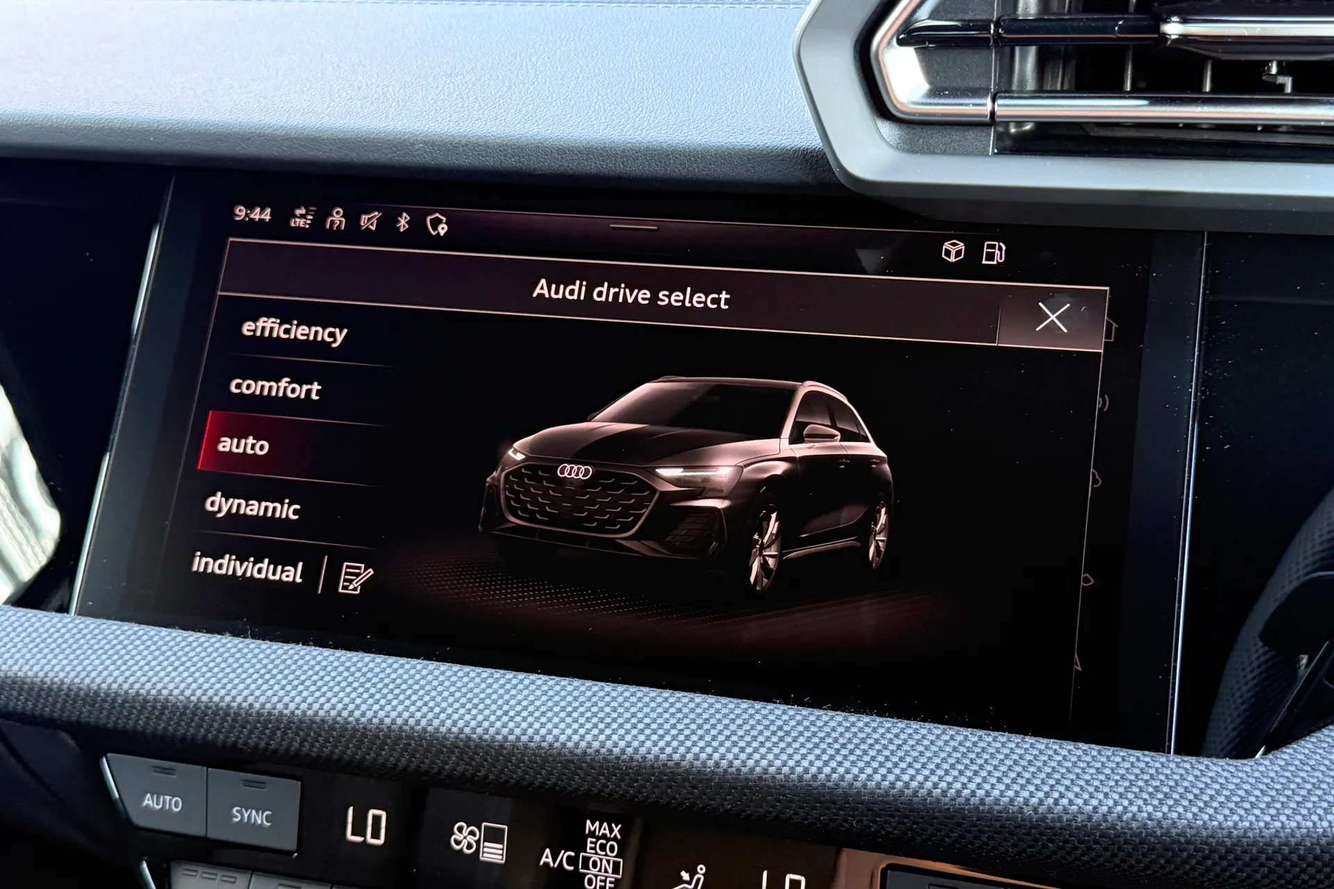 Audi A3 thumbnail image number 34