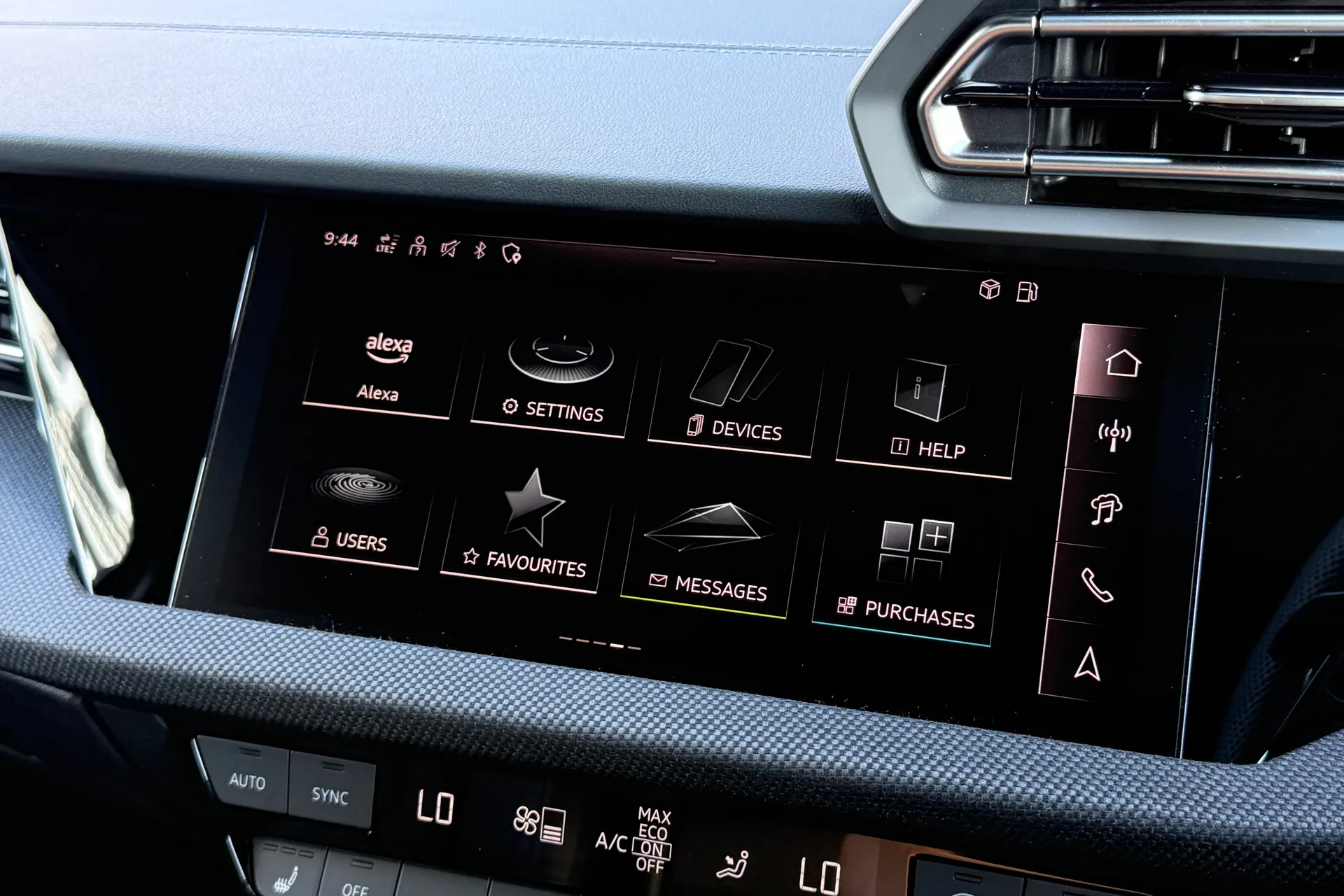Audi A3 thumbnail image number 28
