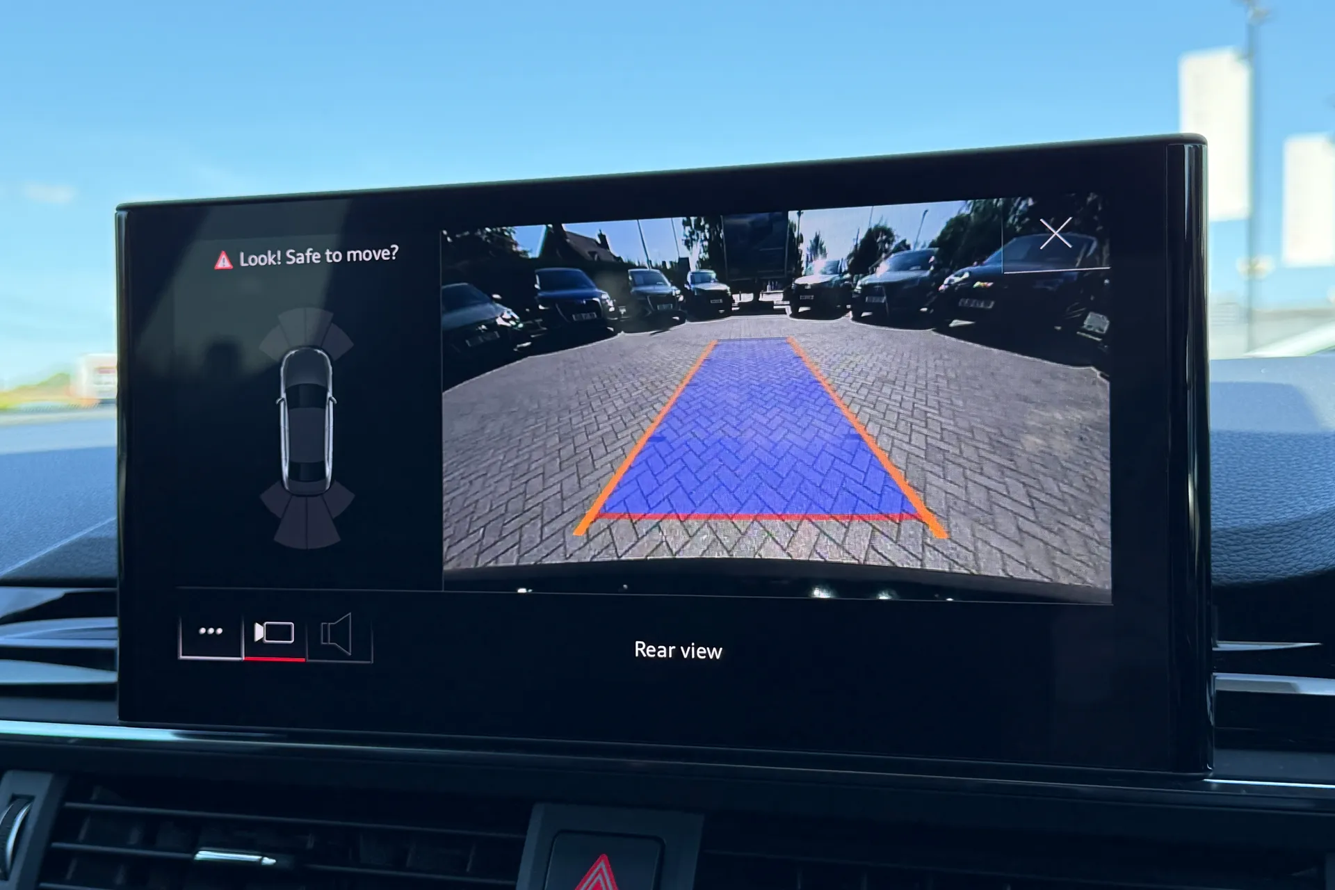 Audi A4 thumbnail image number 4