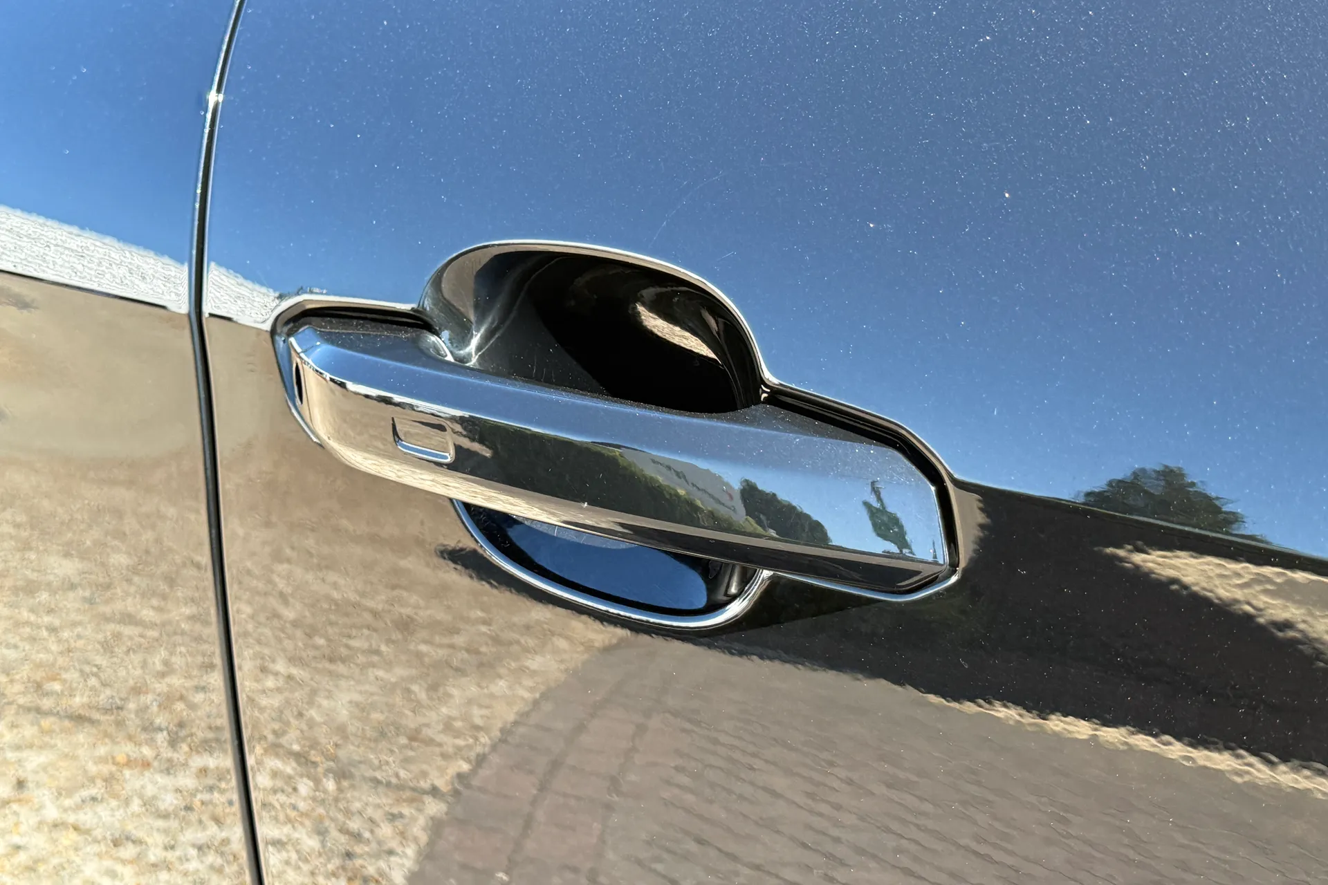 Audi A4 thumbnail image number 48