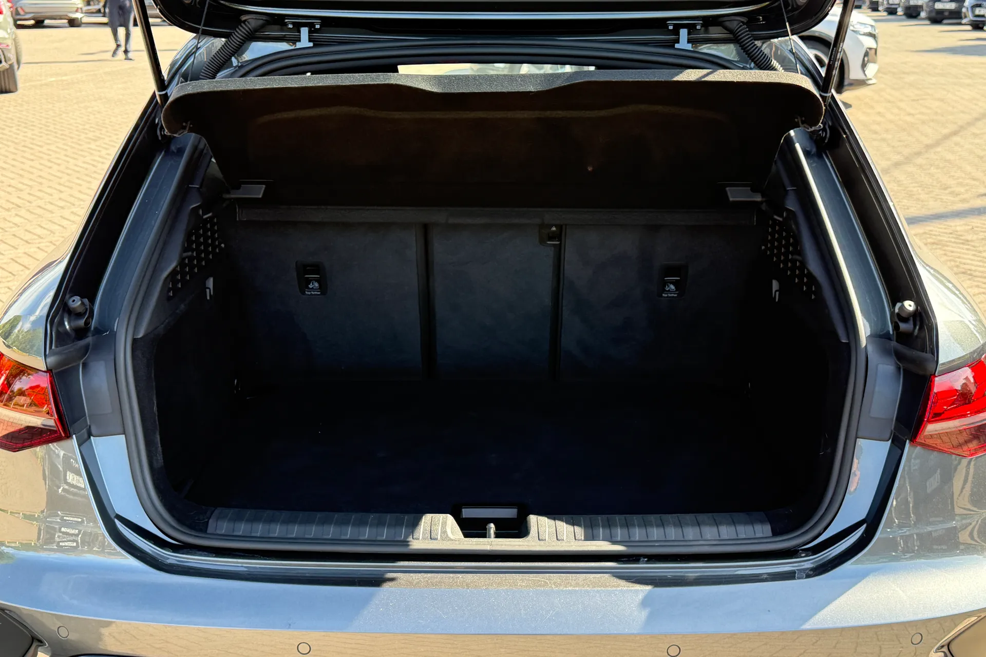 Audi A3 thumbnail image number 38