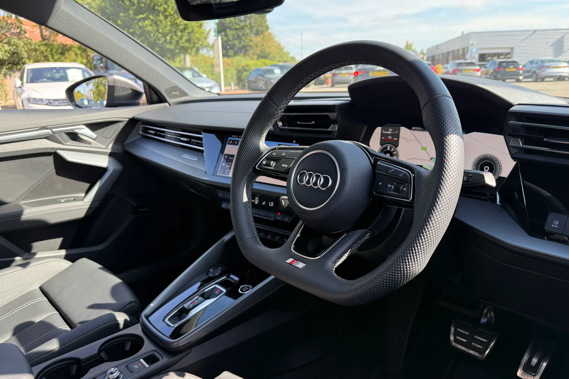 Audi A3 thumbnail image number 31