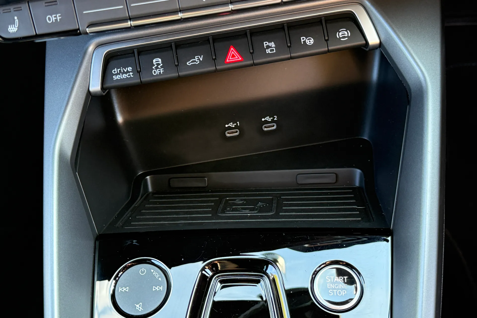 Audi A3 thumbnail image number 18