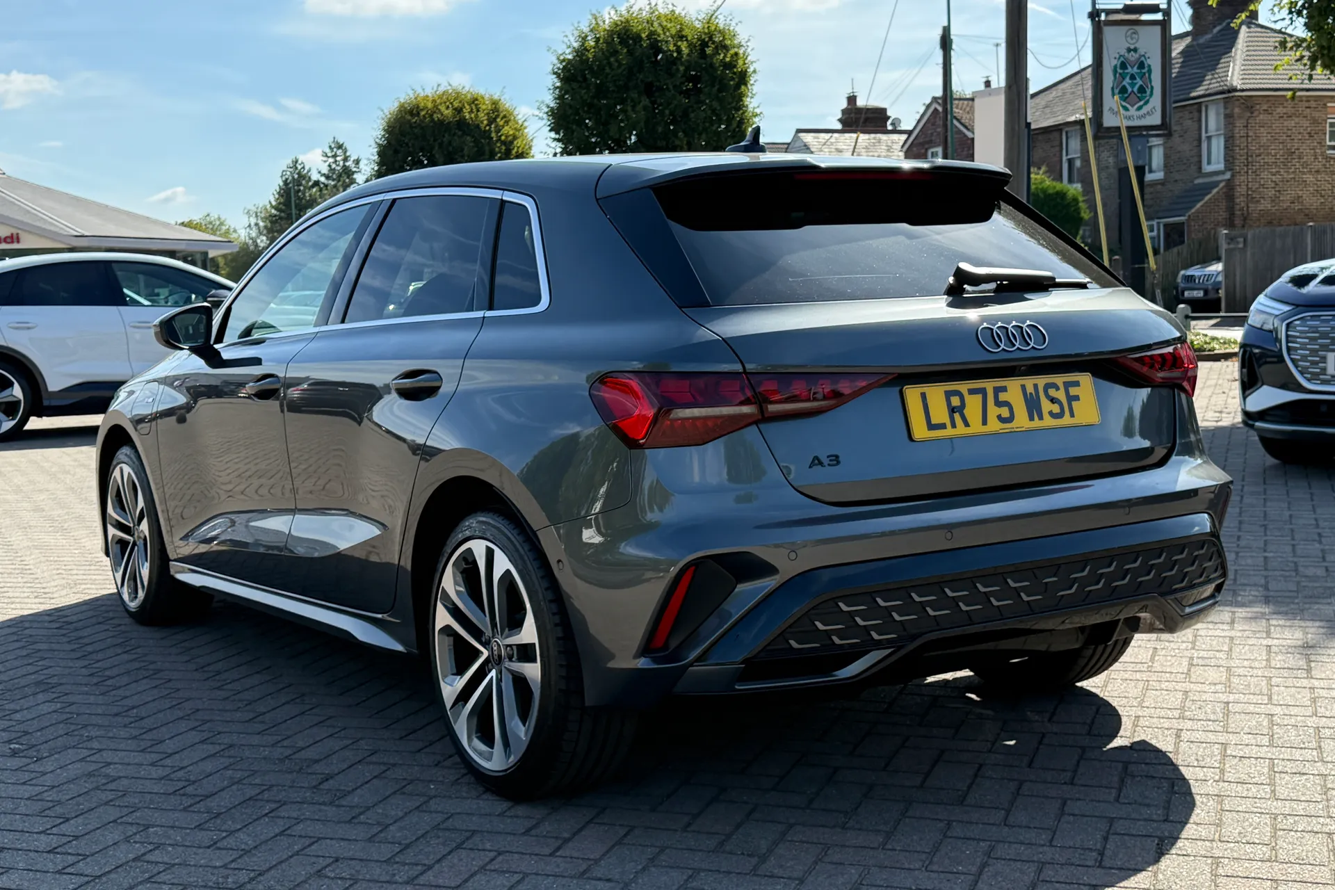 Audi A3 thumbnail image number 37