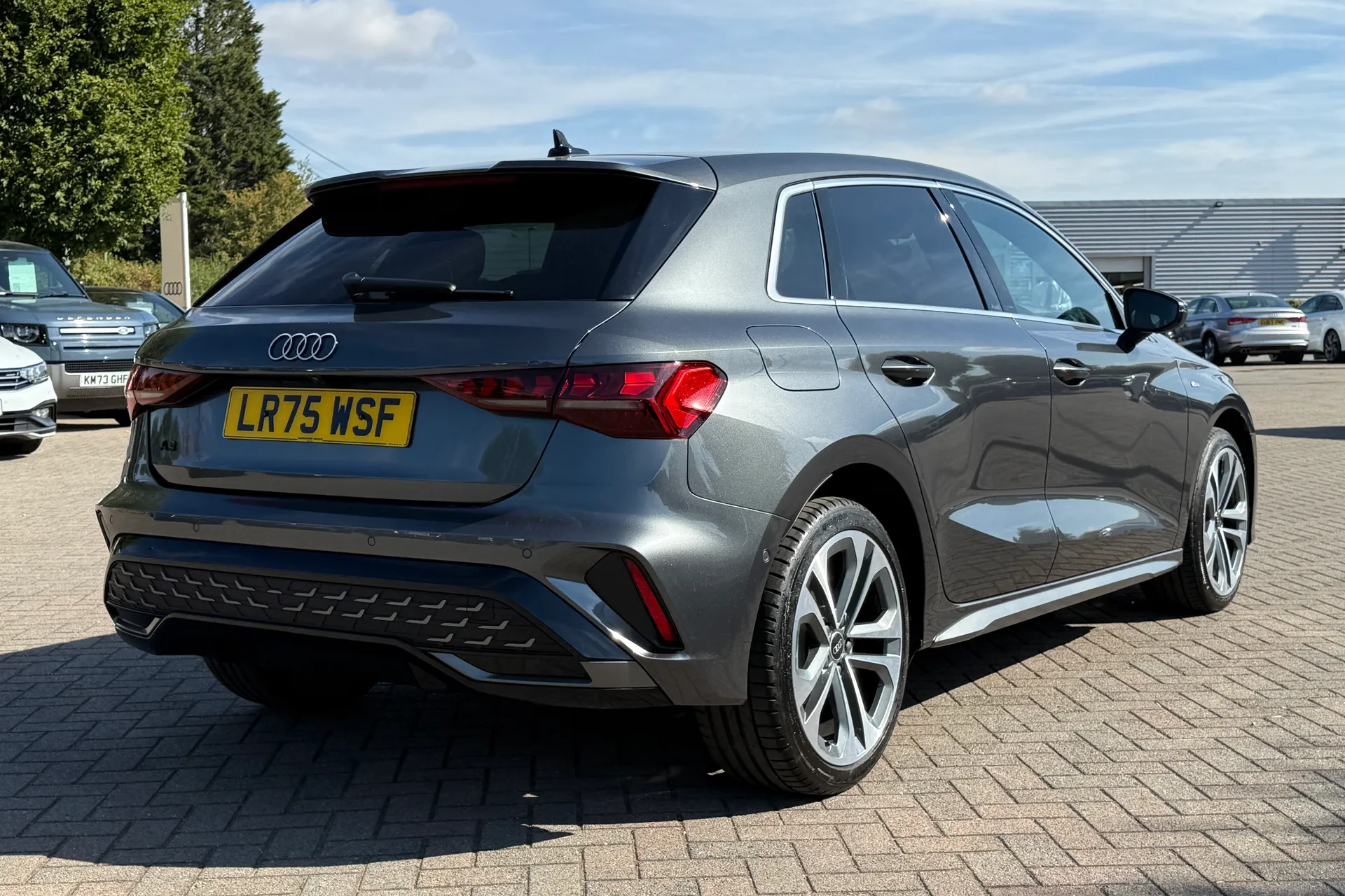 Audi A3 thumbnail image number 35