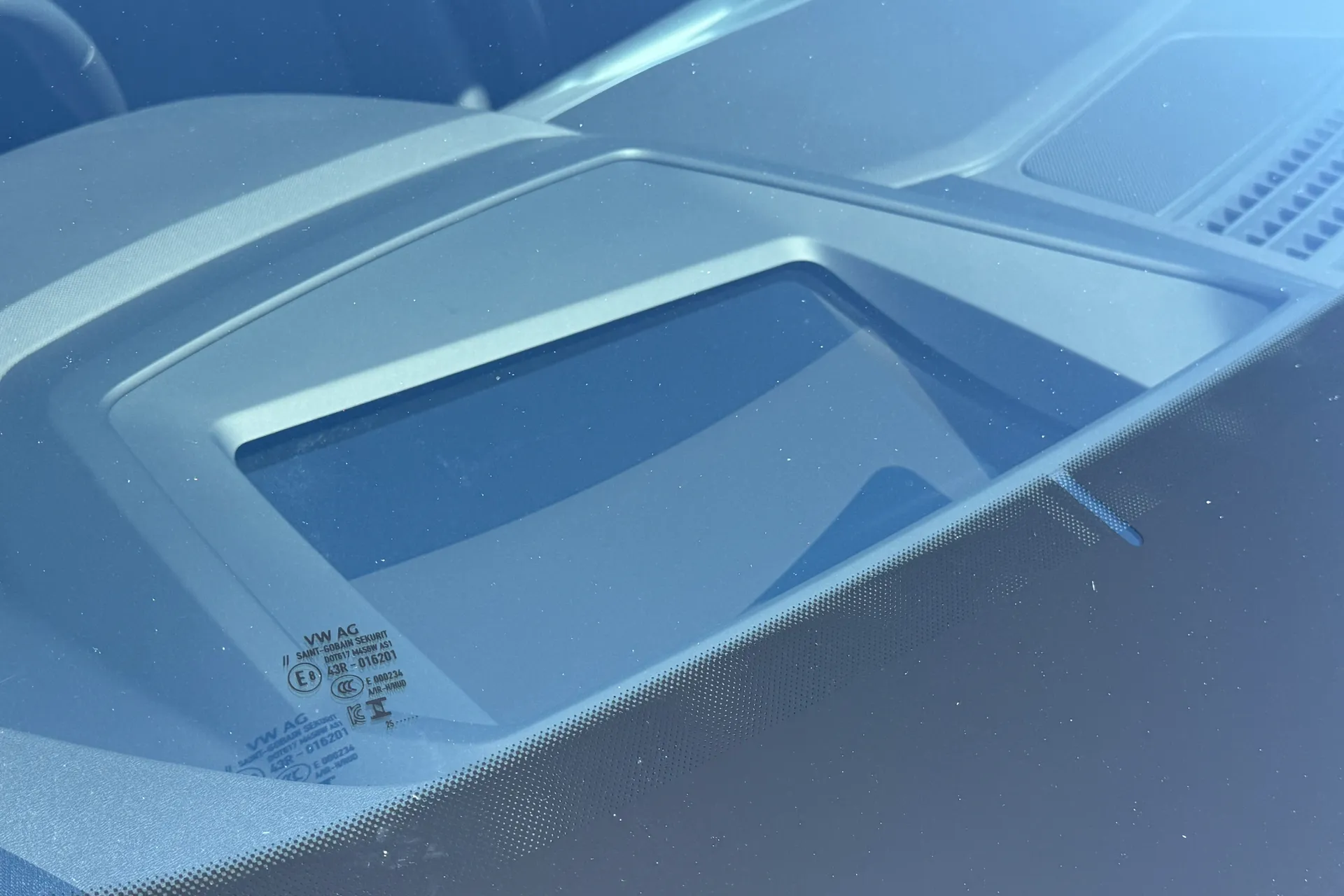 Audi Q4 thumbnail image number 9