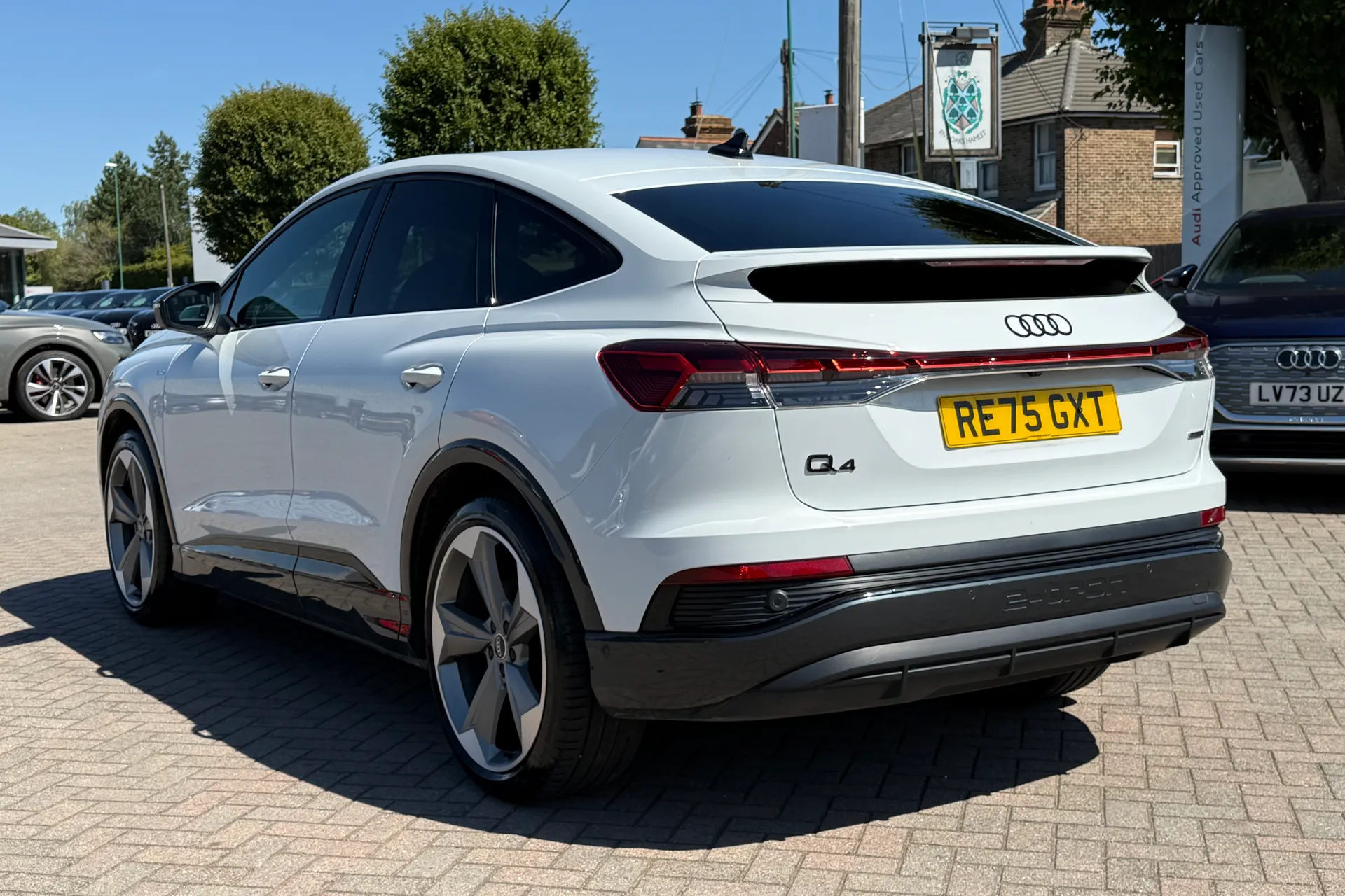 Audi Q4 thumbnail image number 45