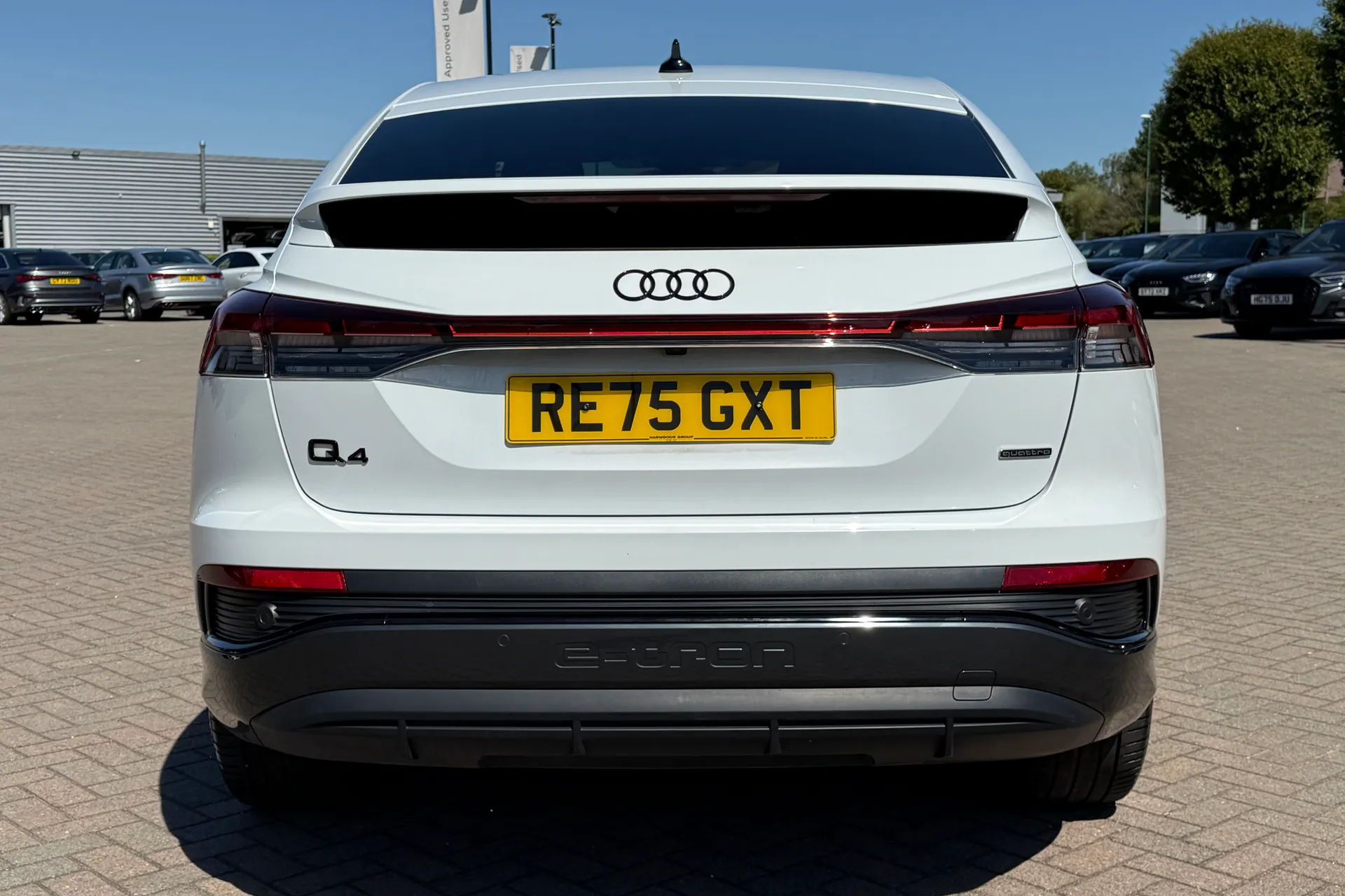 Audi Q4 thumbnail image number 44