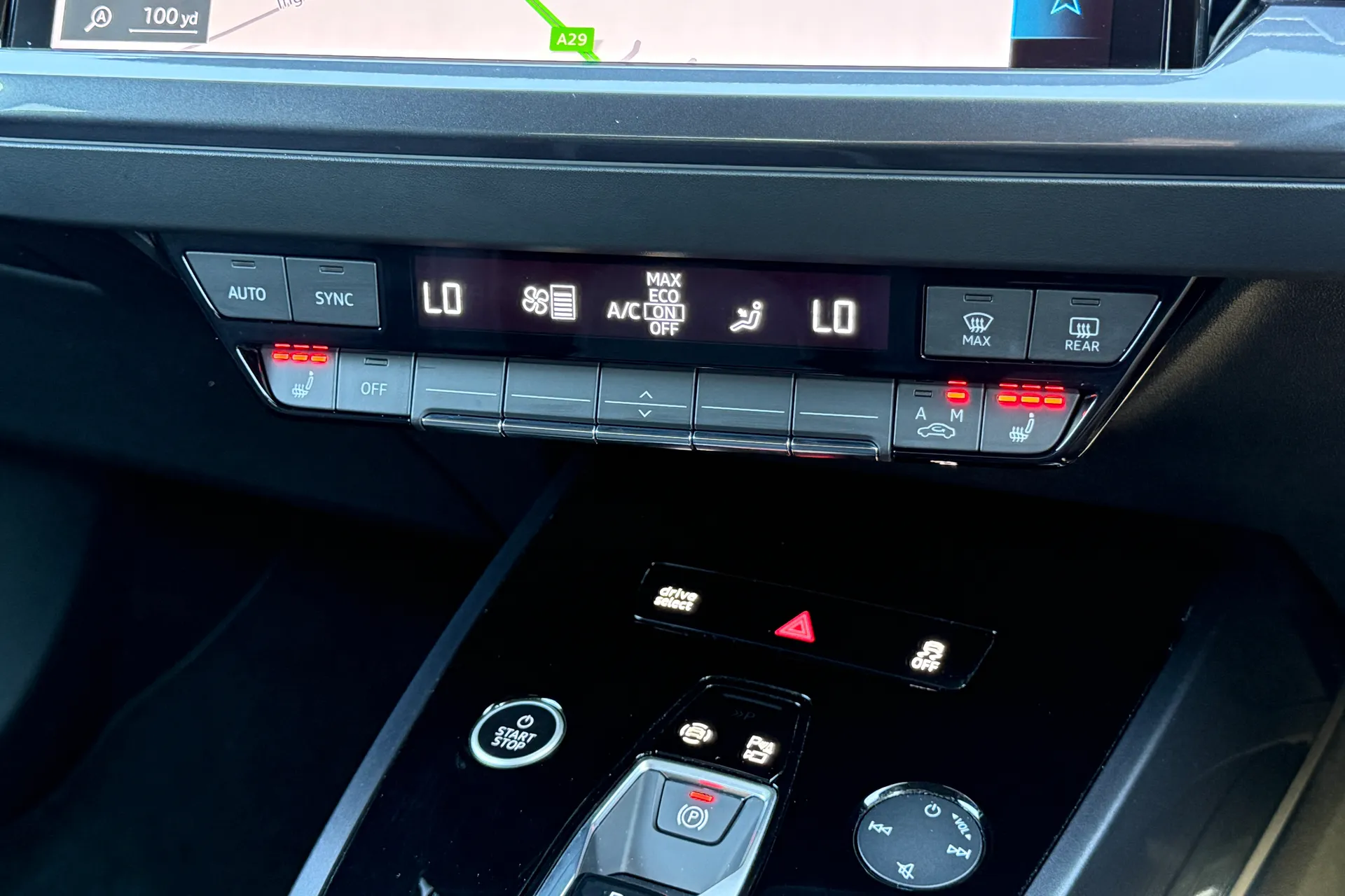 Audi Q4 thumbnail image number 21