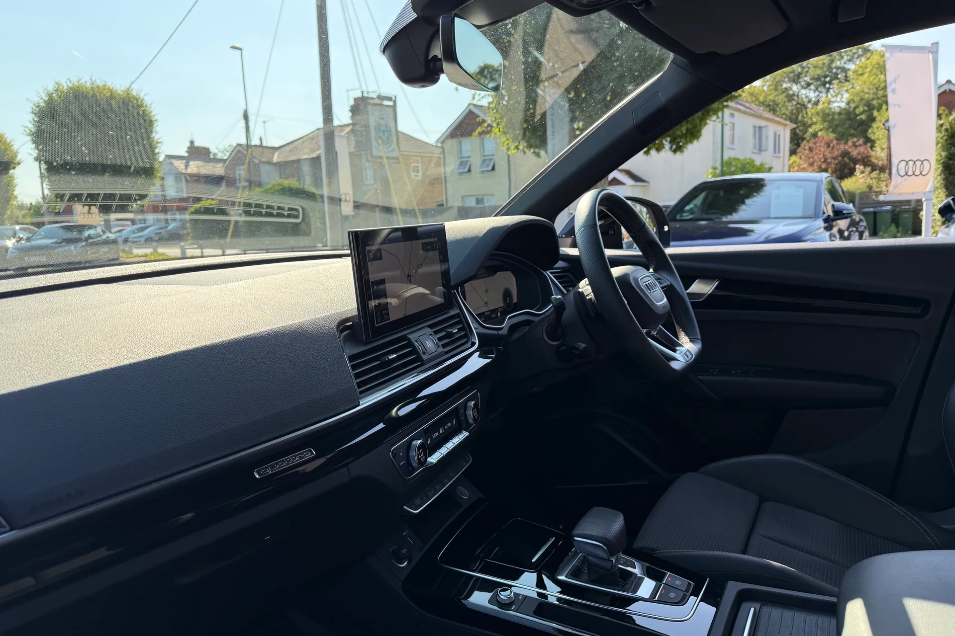Audi Q5 thumbnail image number 32