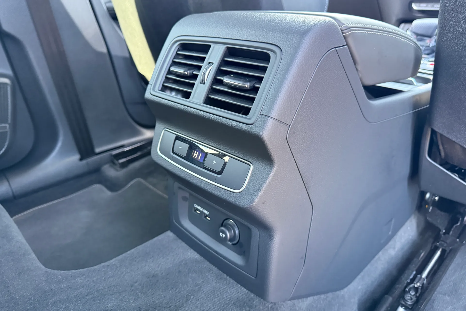 Audi Q5 thumbnail image number 54