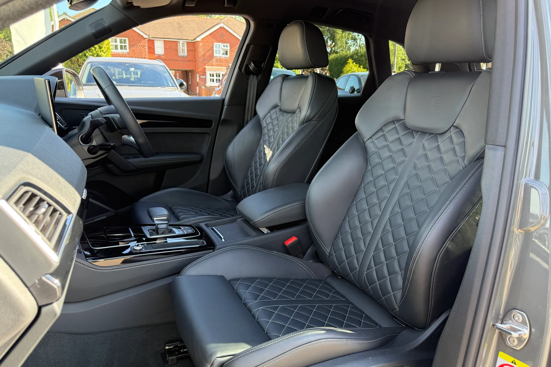 Audi Q5 thumbnail image number 36
