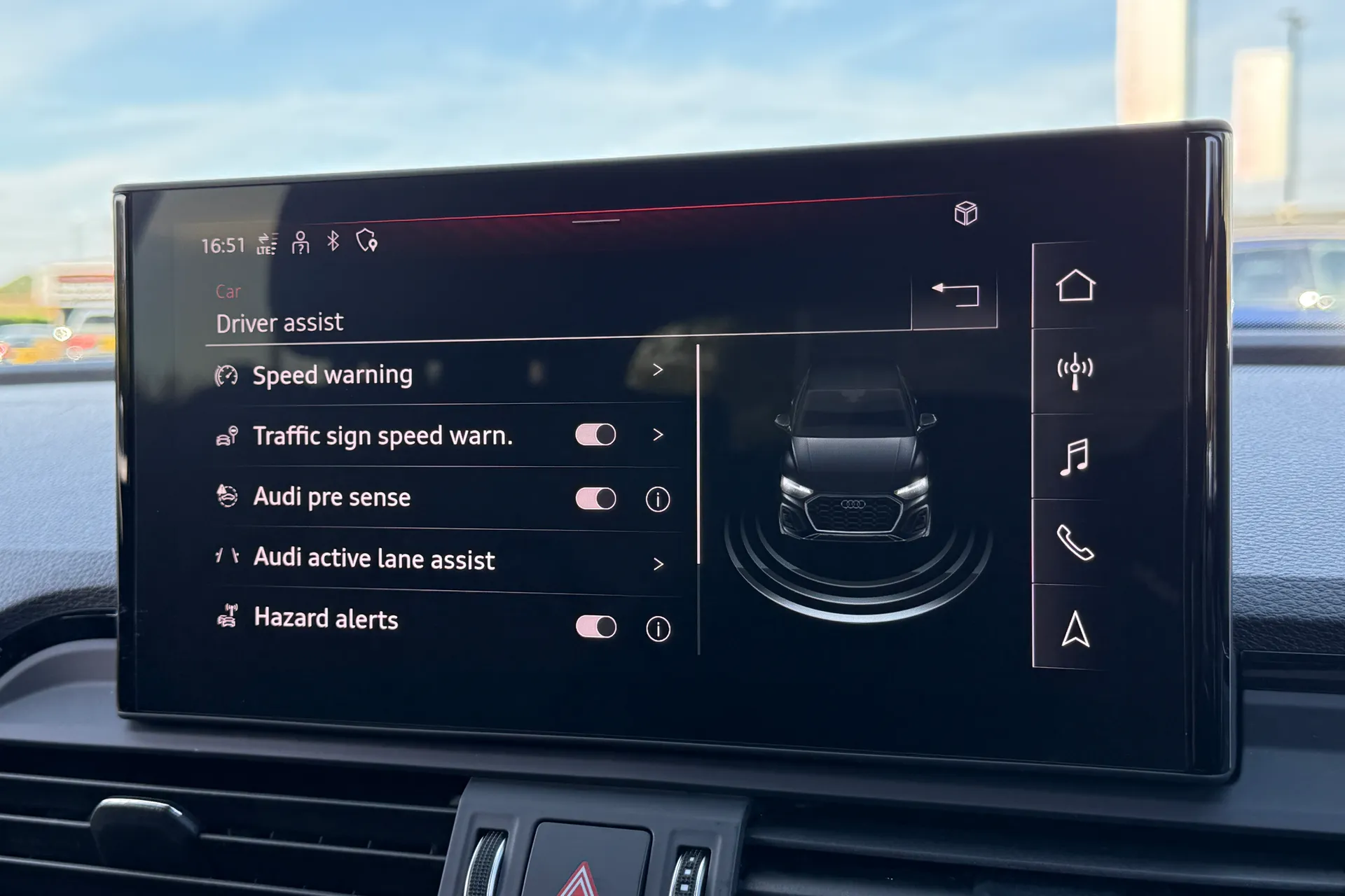 Audi Q5 thumbnail image number 13