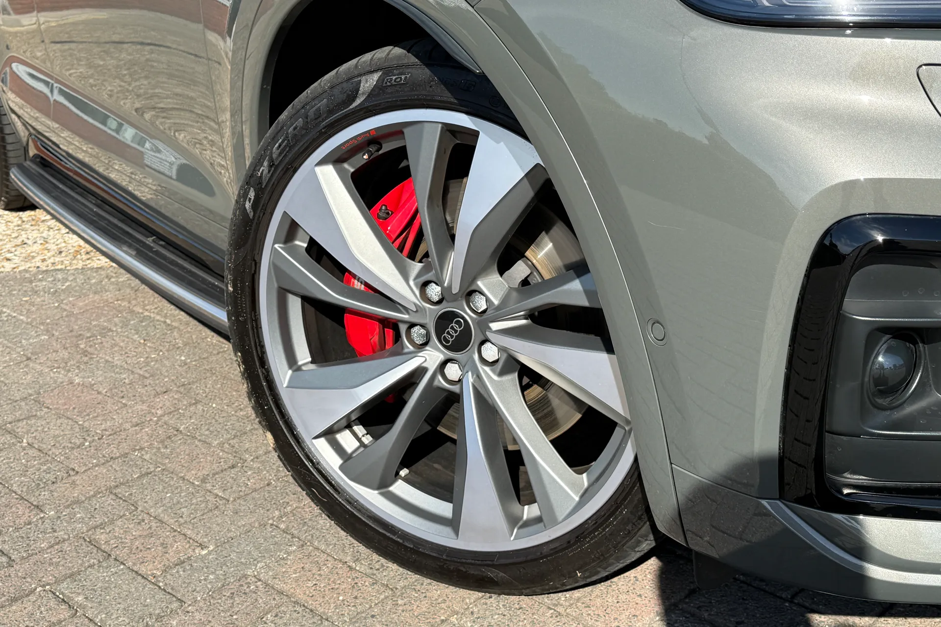 Audi Q5 thumbnail image number 7