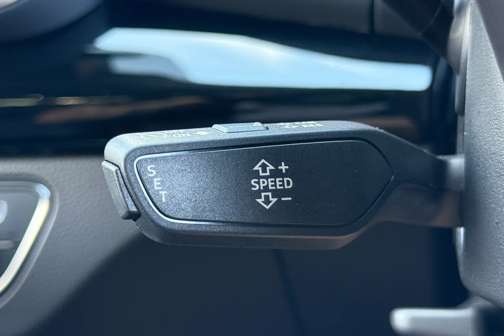 Audi Q5 thumbnail image number 23