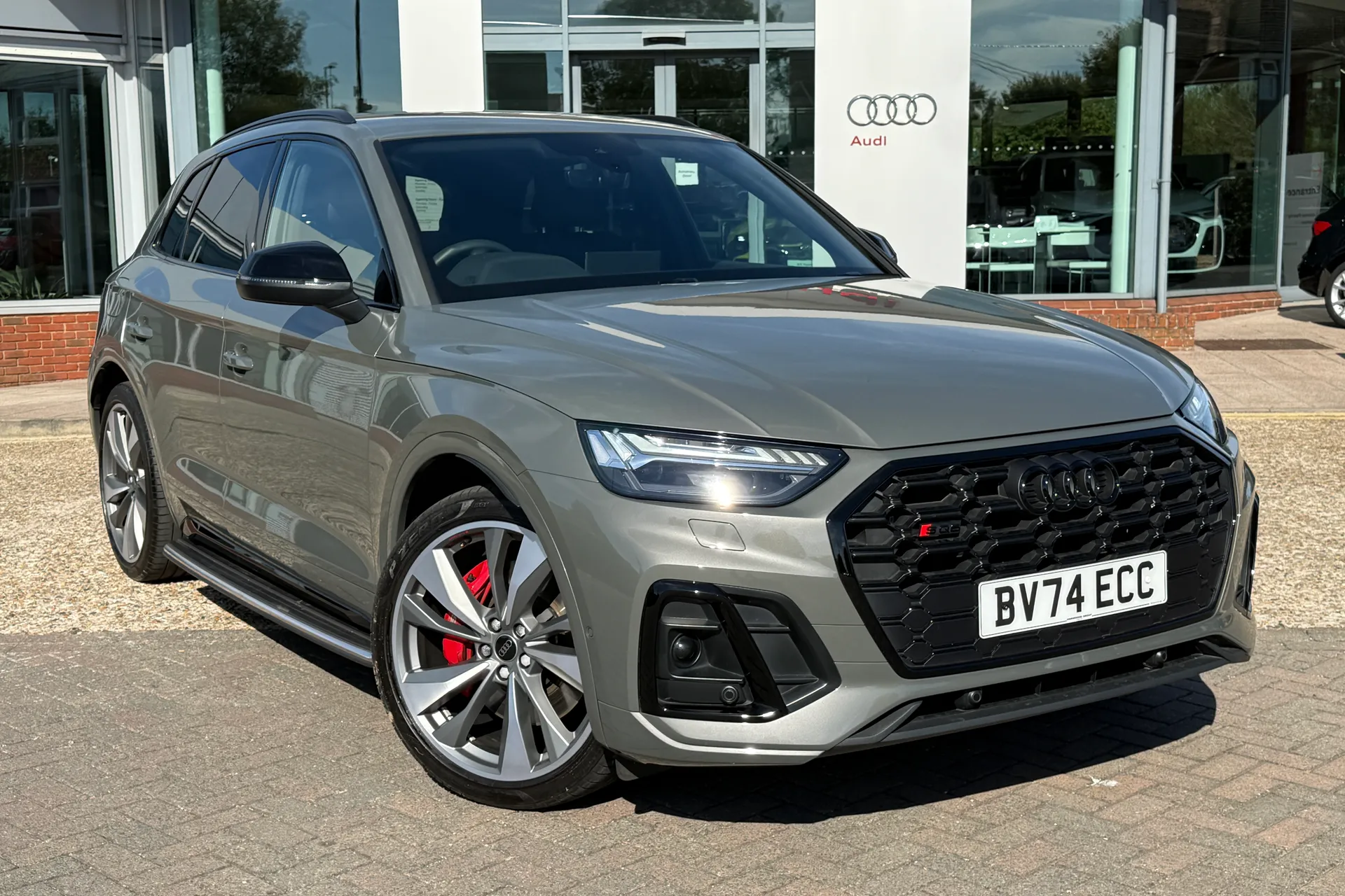 Audi Q5 thumbnail image number 30