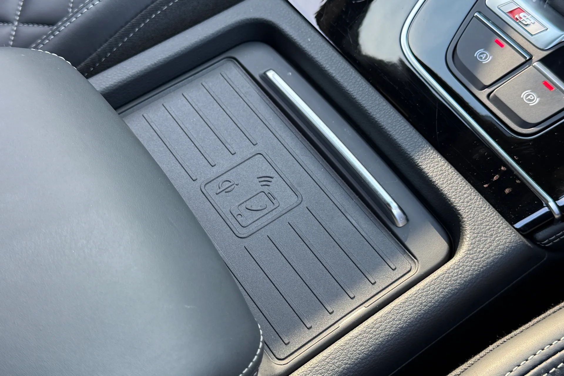 Audi Q5 thumbnail image number 20