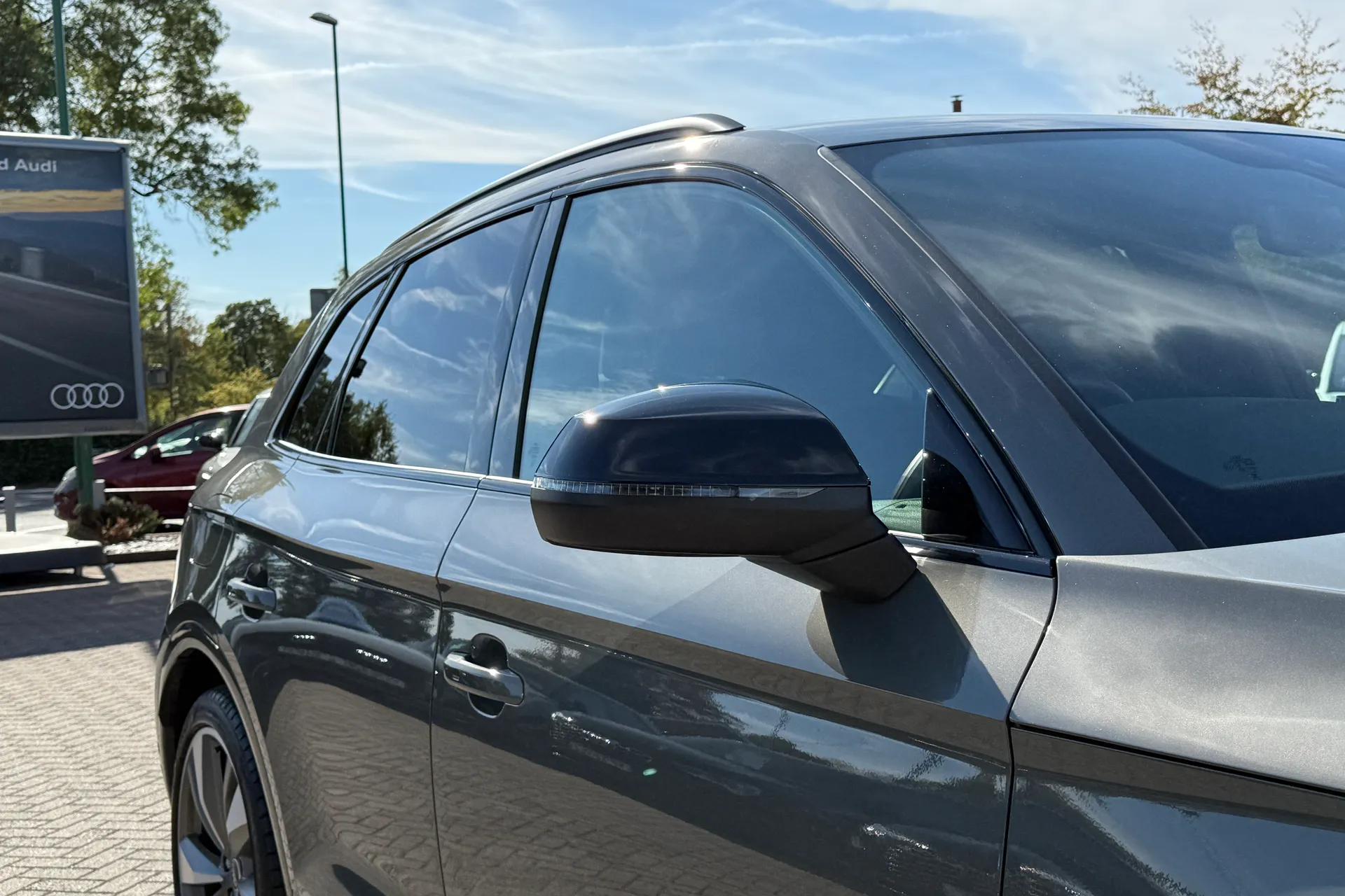 Audi Q5 thumbnail image number 56