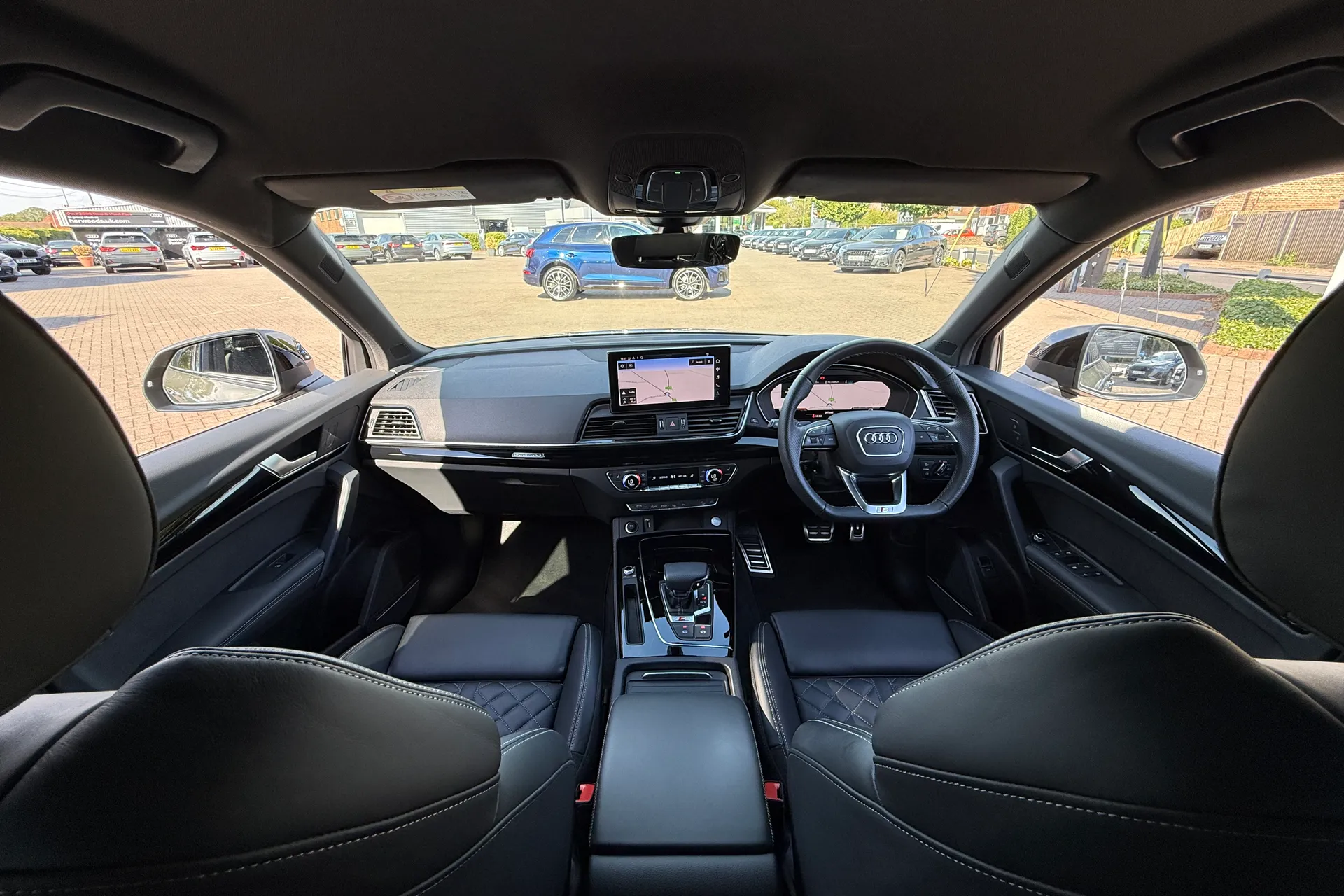 Audi Q5 thumbnail image number 3