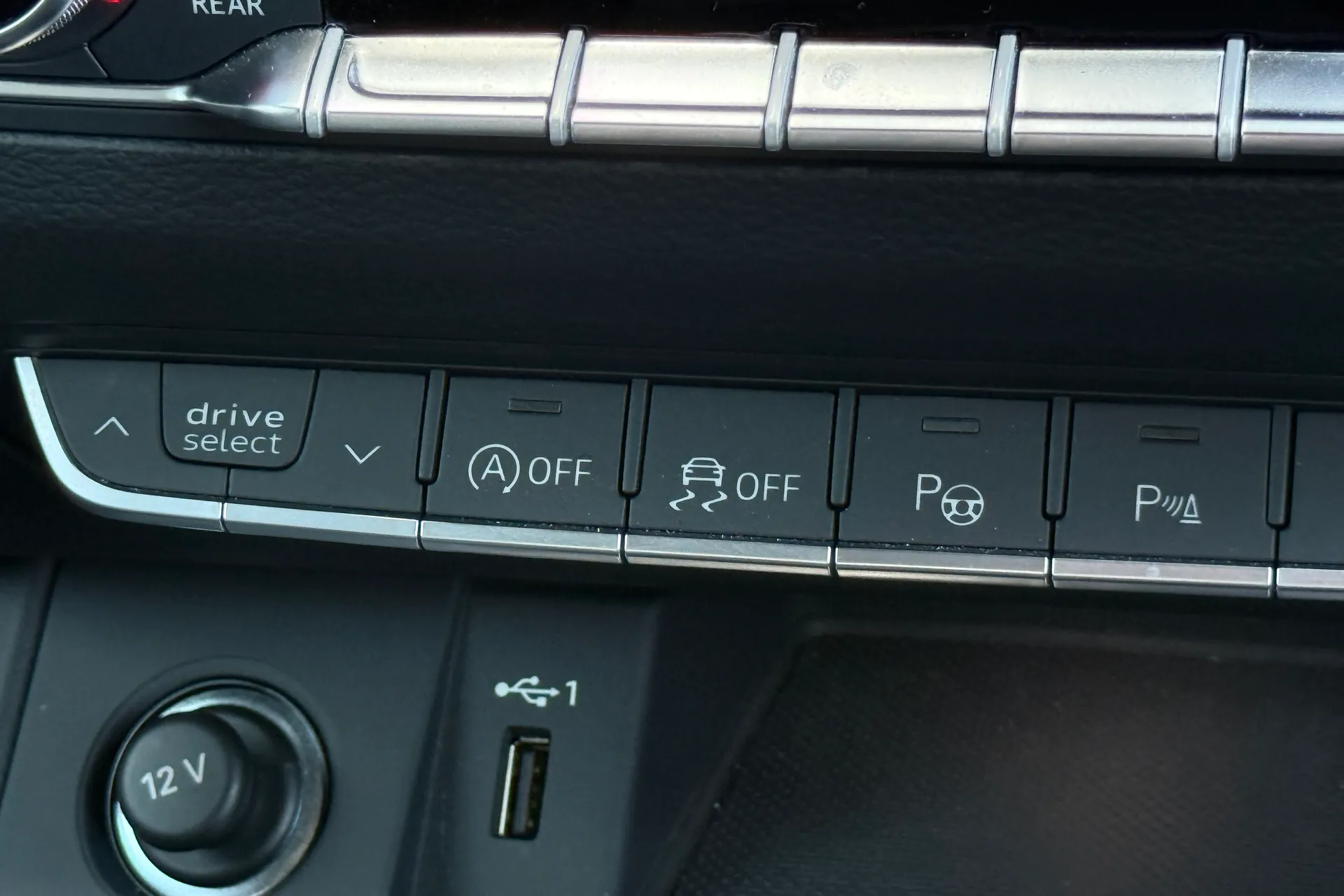 Audi Q5 thumbnail image number 17