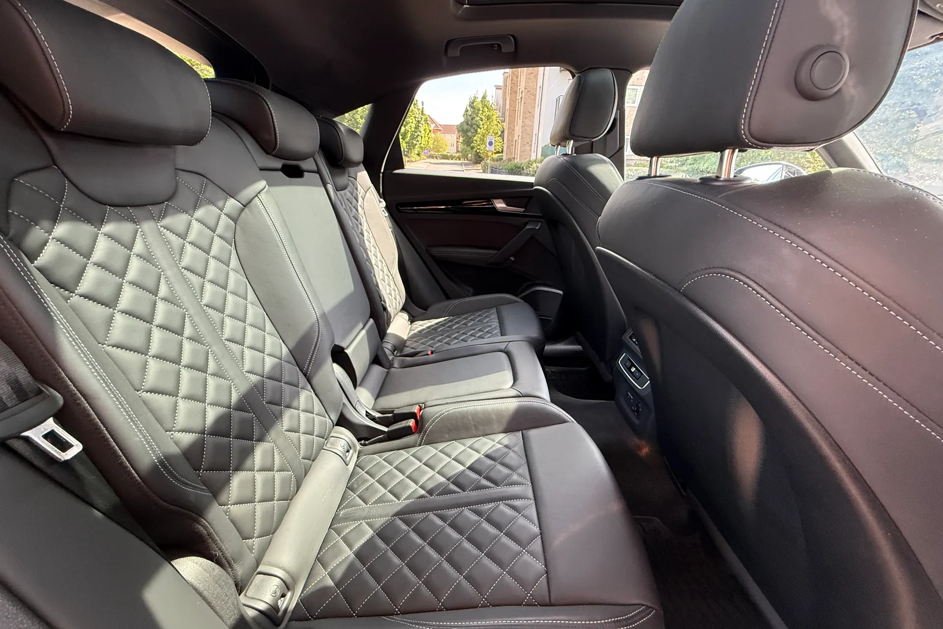 Audi Q5 thumbnail image number 44