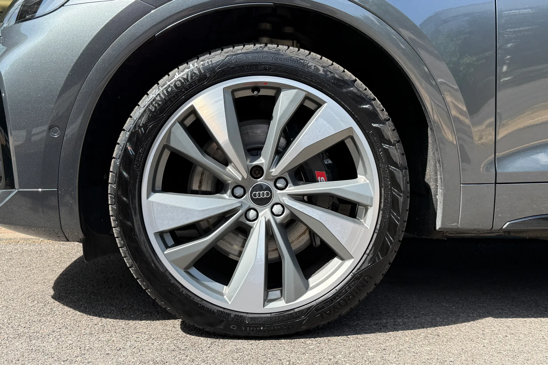 Audi Q5 thumbnail image number 5