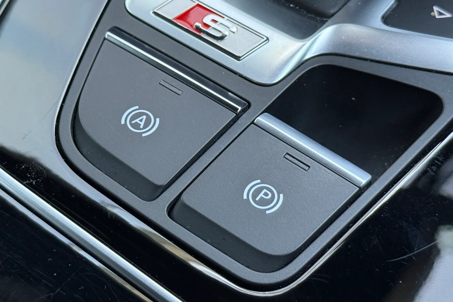 Audi Q5 thumbnail image number 23