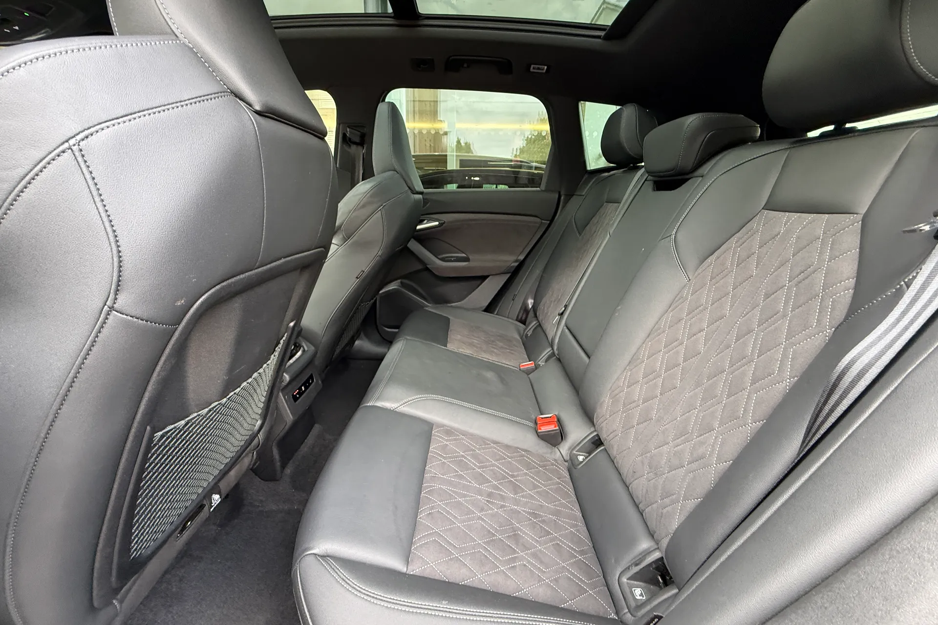 Audi Q6 thumbnail image number 46