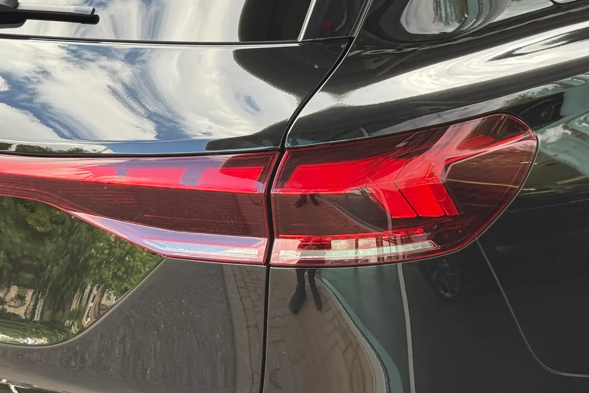 Audi Q6 thumbnail image number 40