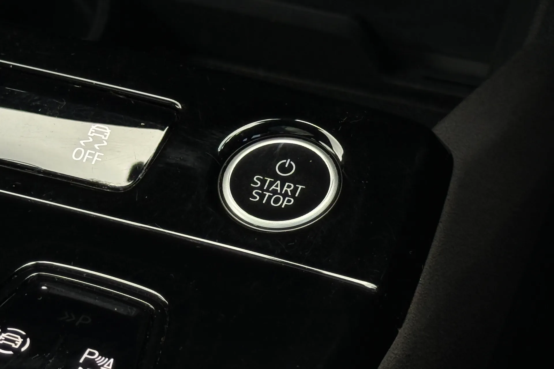 Audi Q6 thumbnail image number 21