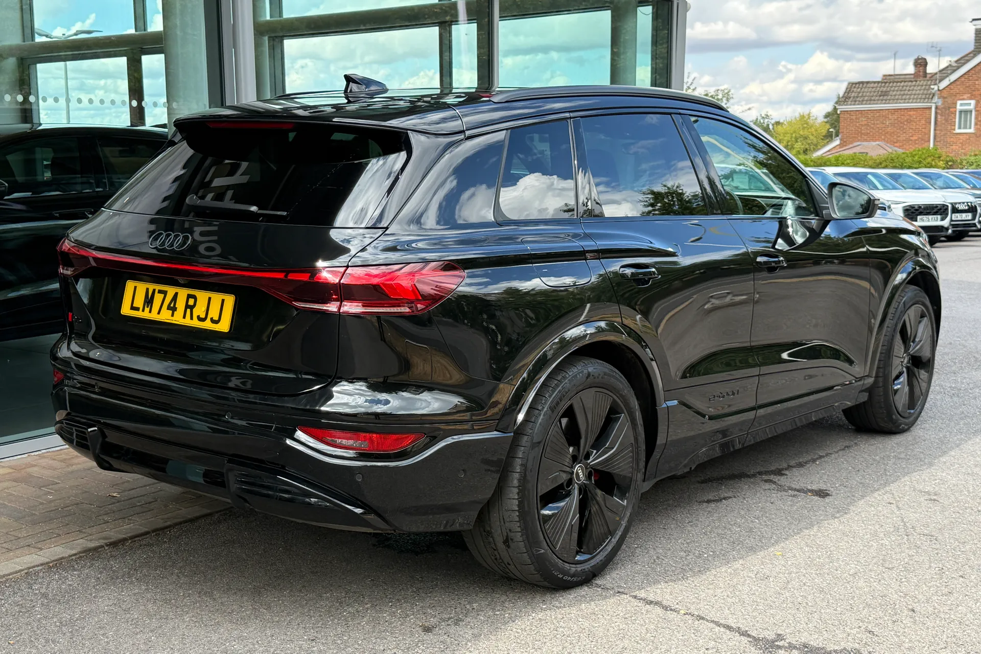 Audi Q6 thumbnail image number 53