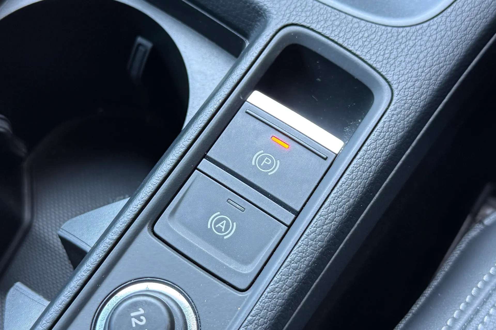 Audi Q3 thumbnail image number 29