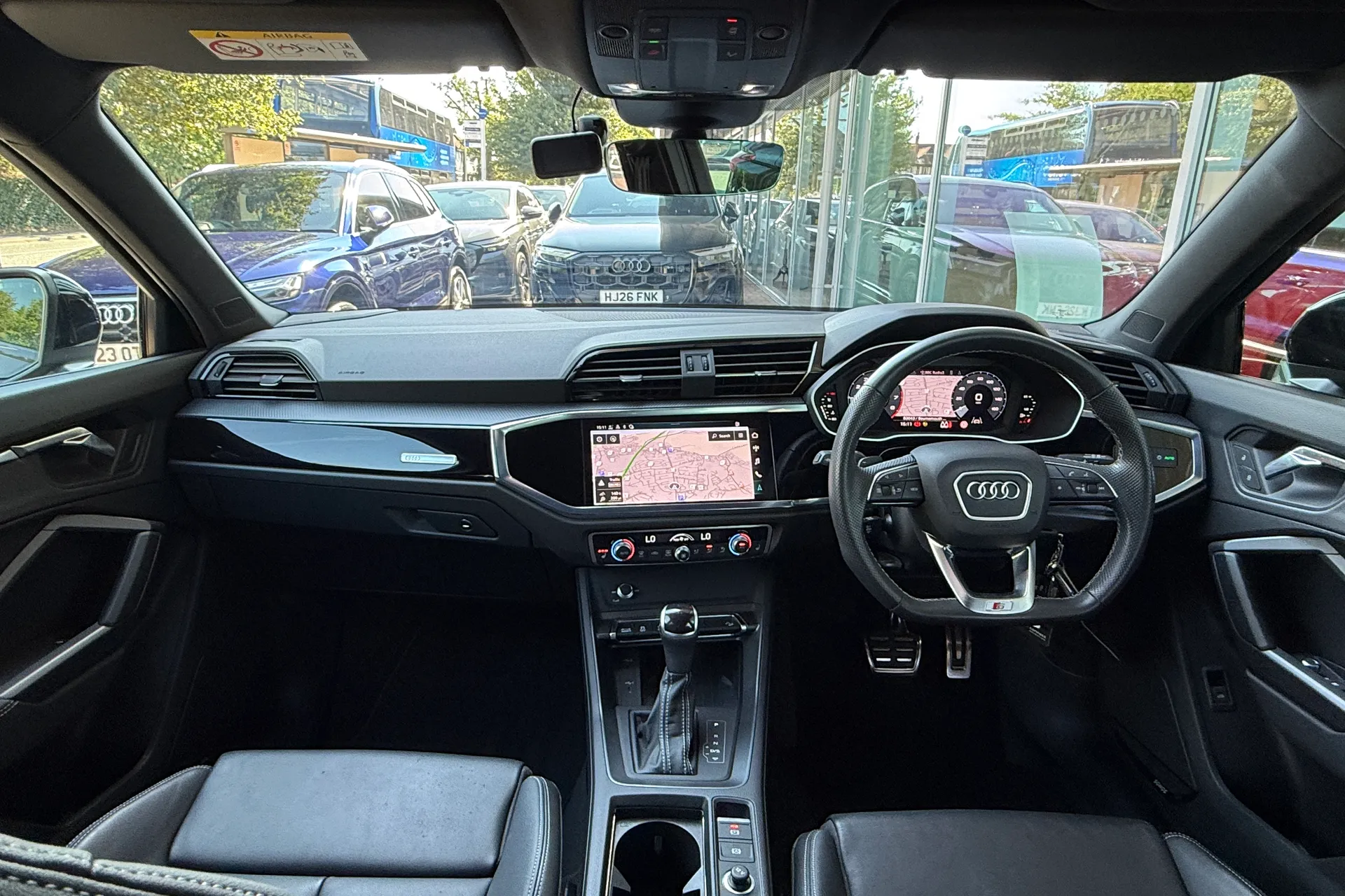 Audi Q3 thumbnail image number 44