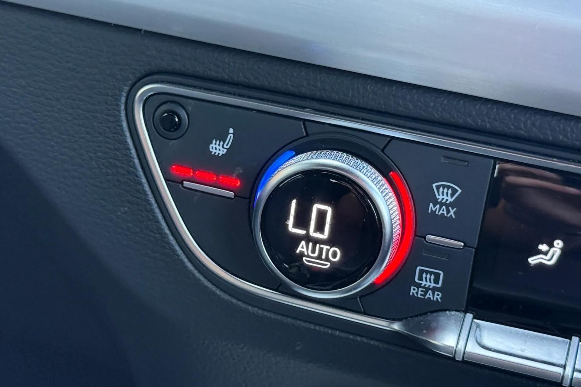Audi Q5 thumbnail image number 19