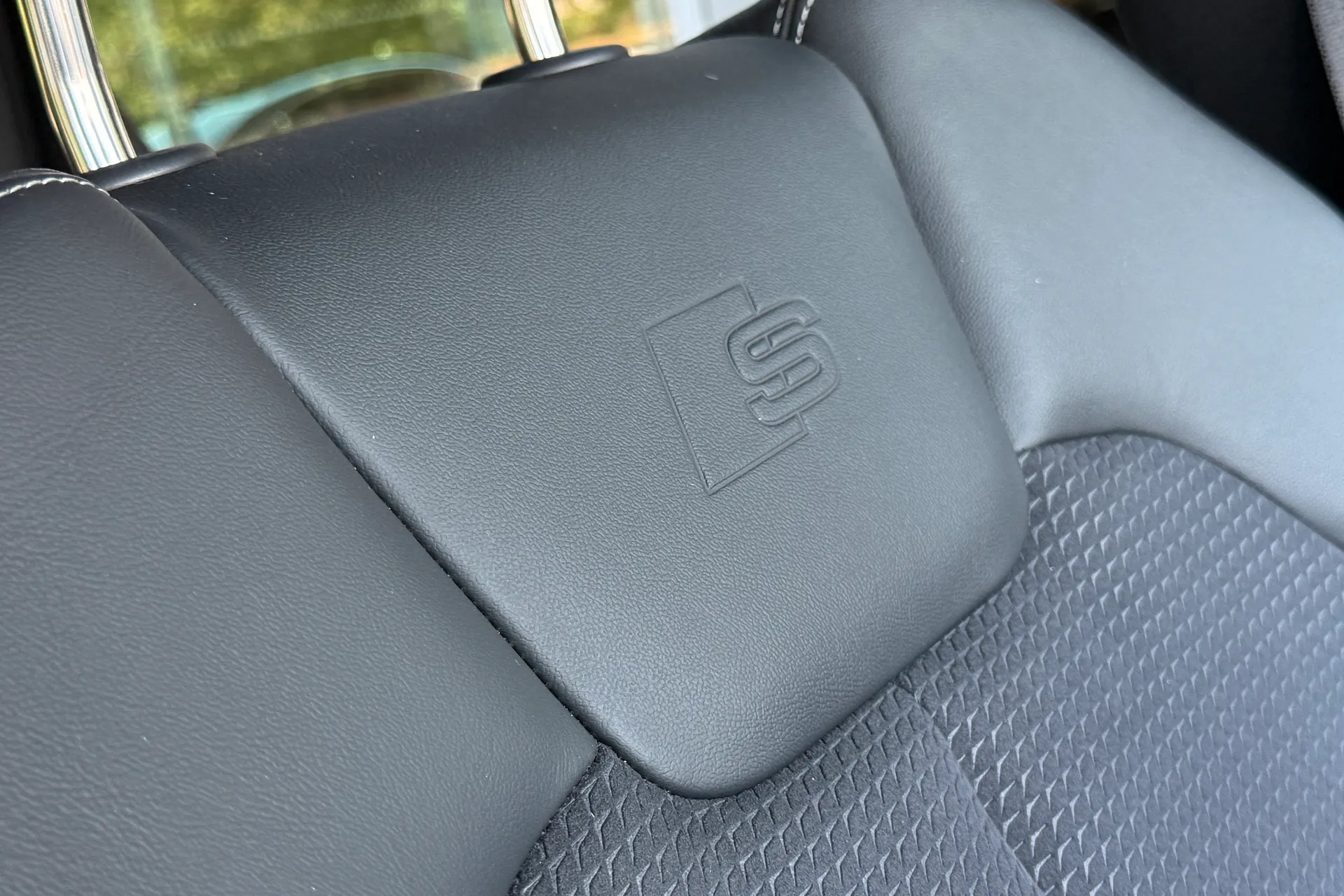 Audi Q5 thumbnail image number 27