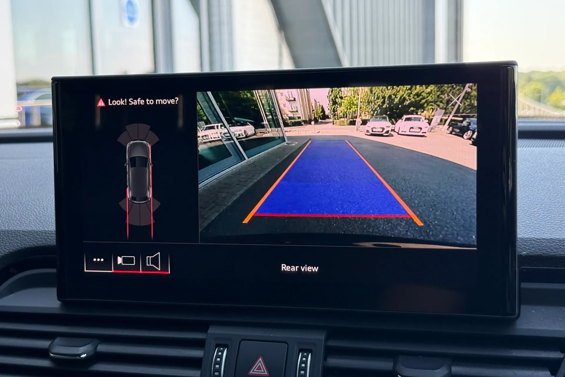 Audi Q5 thumbnail image number 18