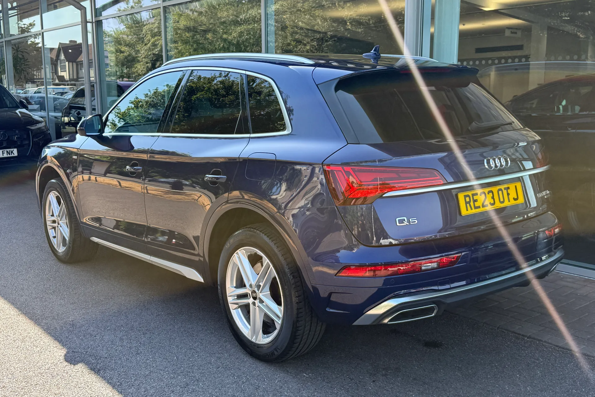 Audi Q5 thumbnail image number 3