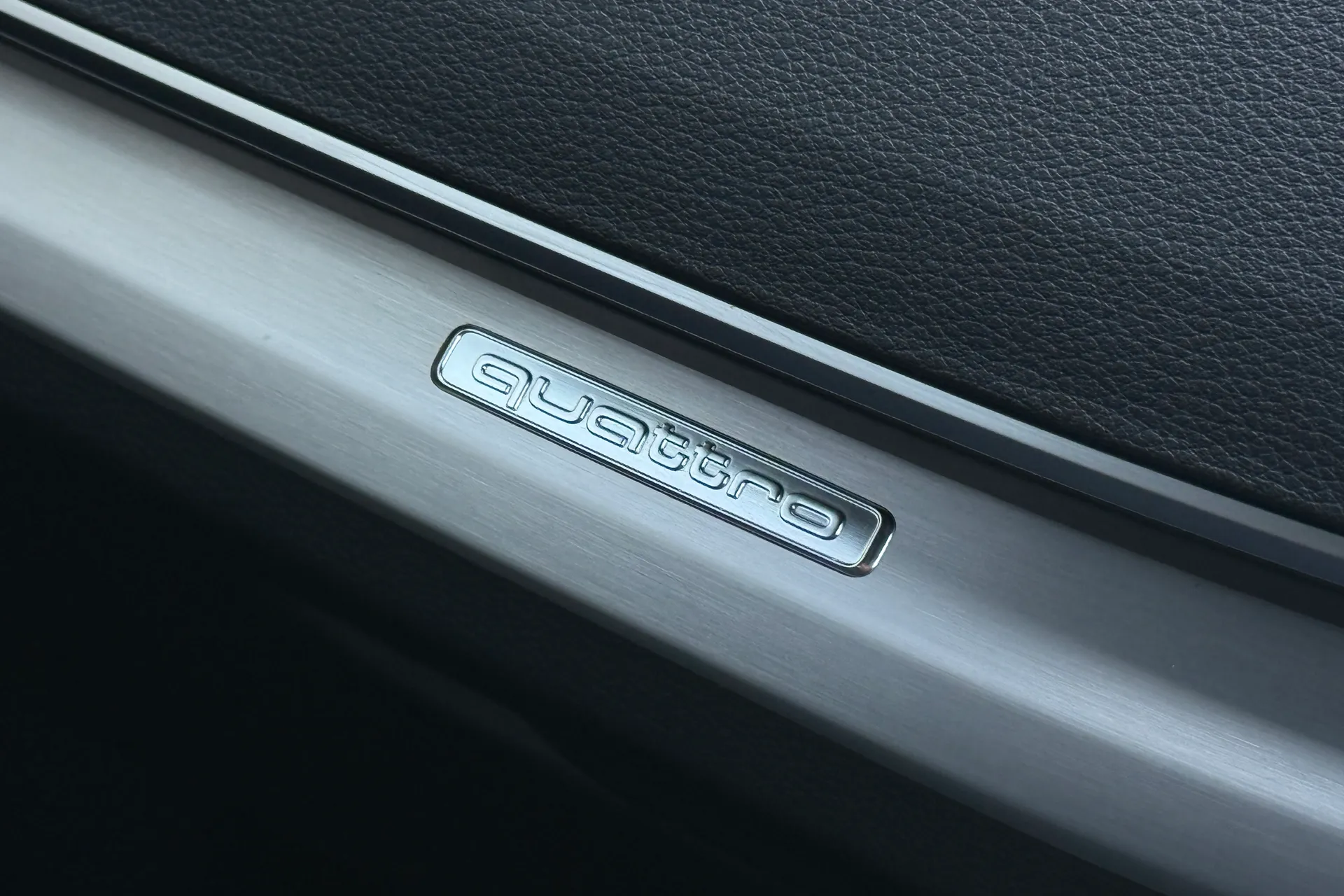 Audi Q5 thumbnail image number 28