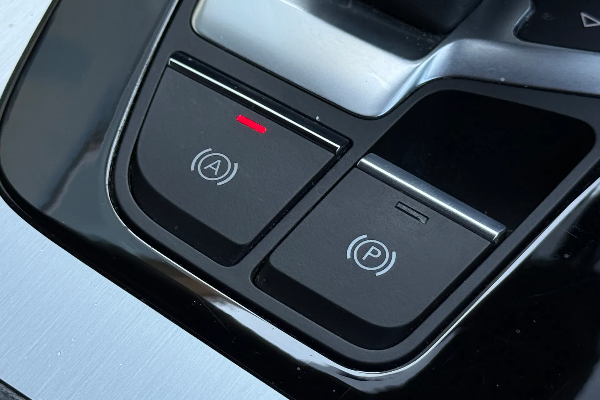 Audi Q5 thumbnail image number 25