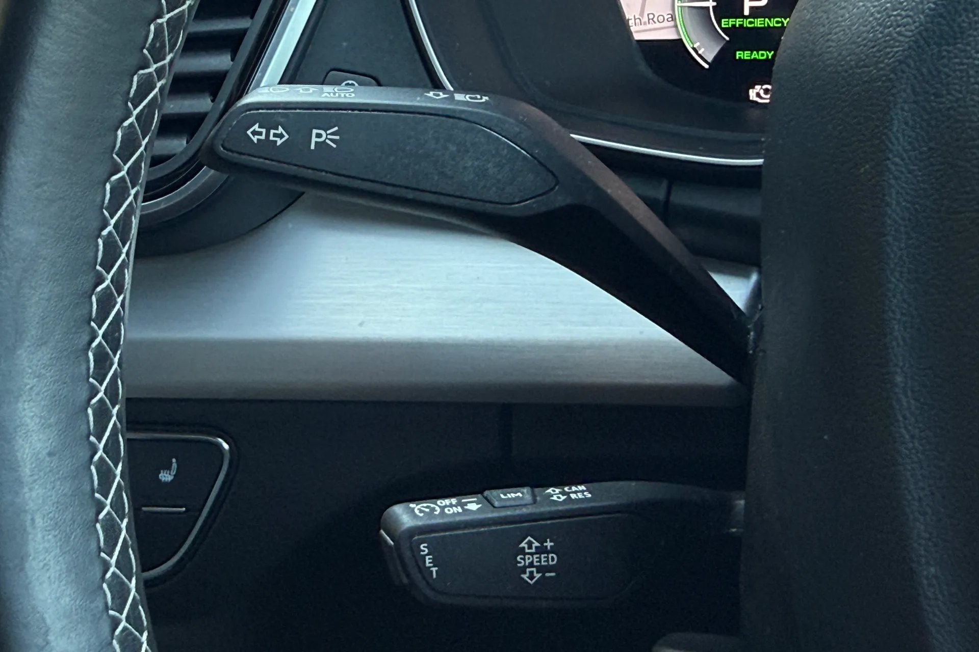 Audi Q5 thumbnail image number 12