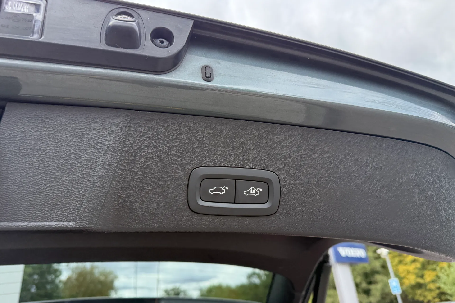 Volvo XC40 thumbnail image number 21