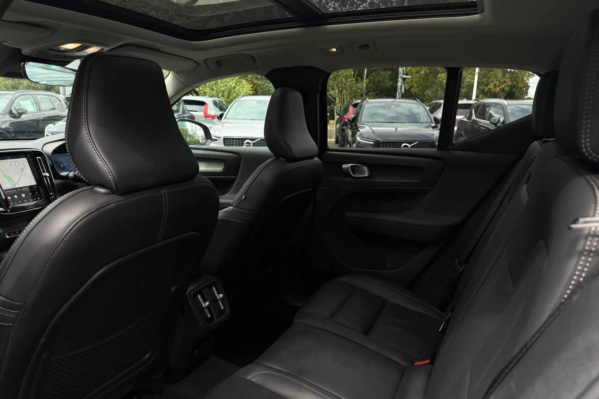 Volvo XC40 thumbnail image number 29